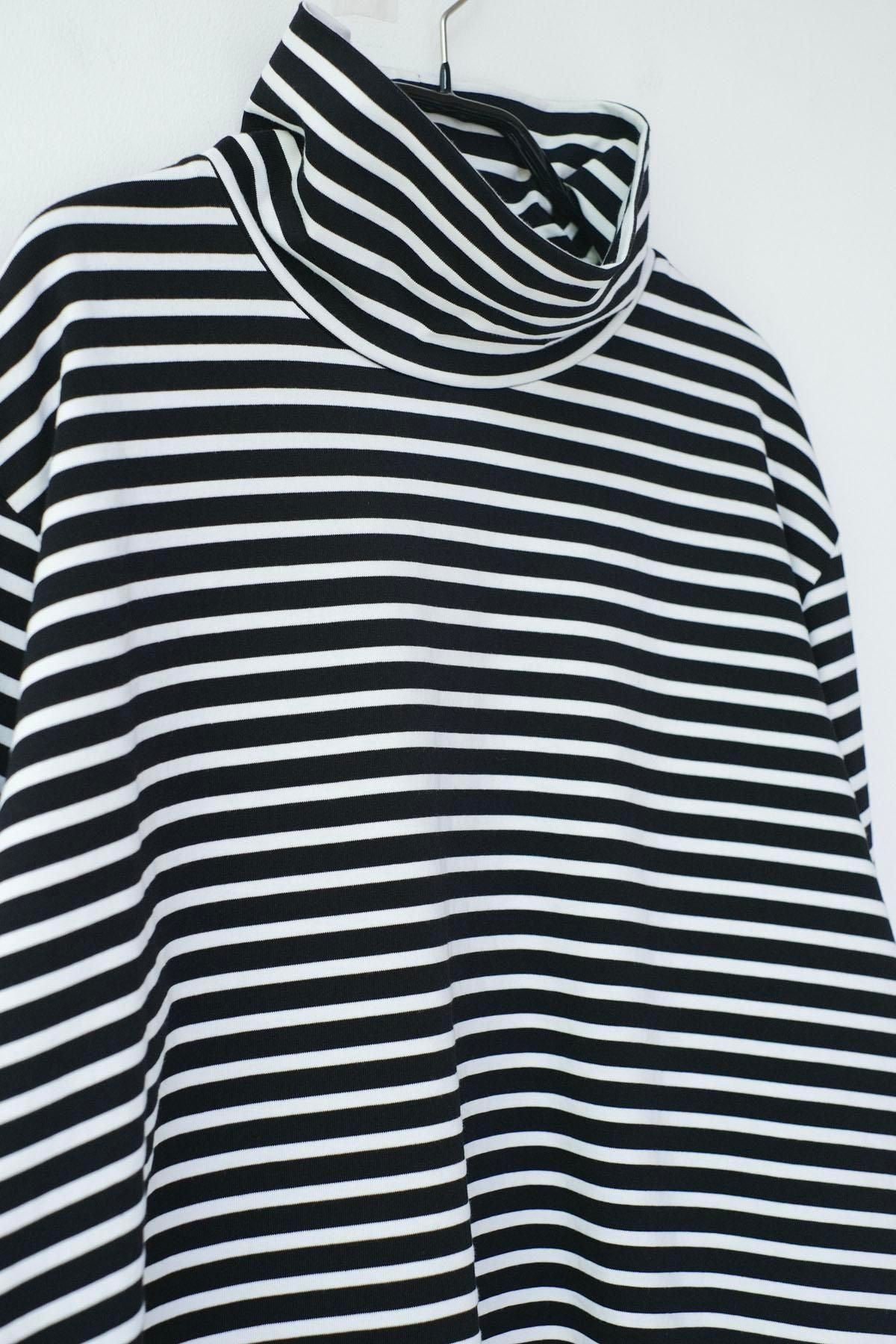 微強撚綿天竺　タートルネックロンT / BK base × WH bd［size M］