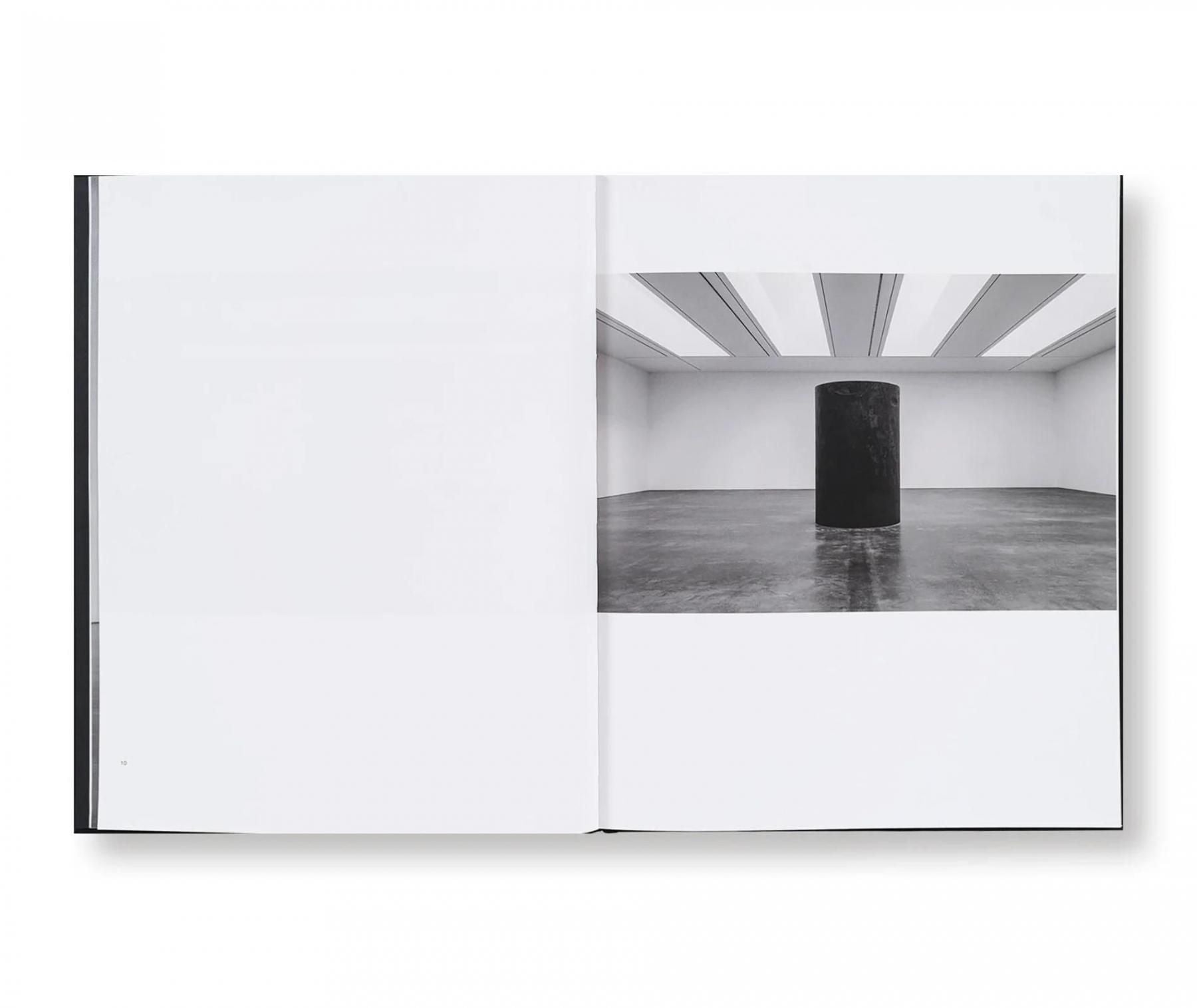 書籍：RICHARD SERRA: 2022 by Richard Serra
