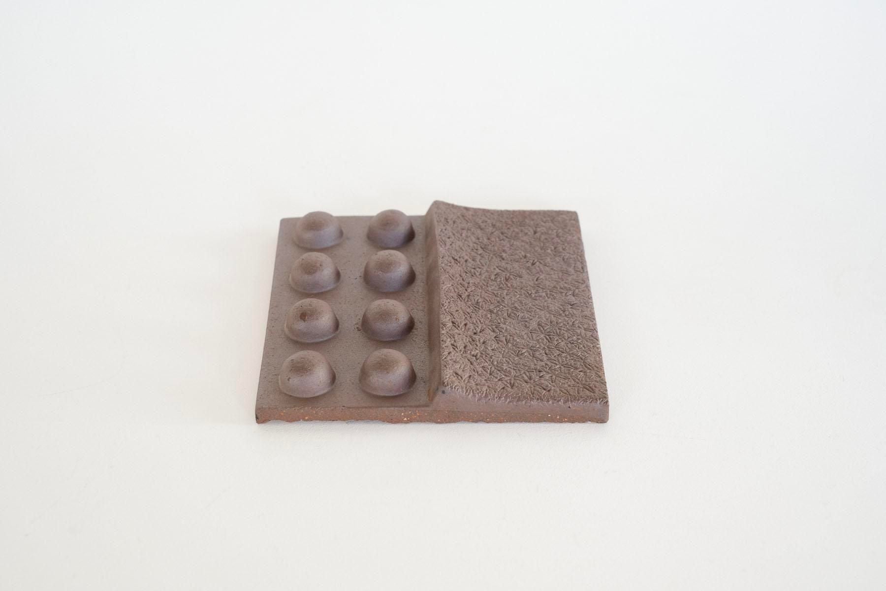 肉球タイル [ Dark Brown ]