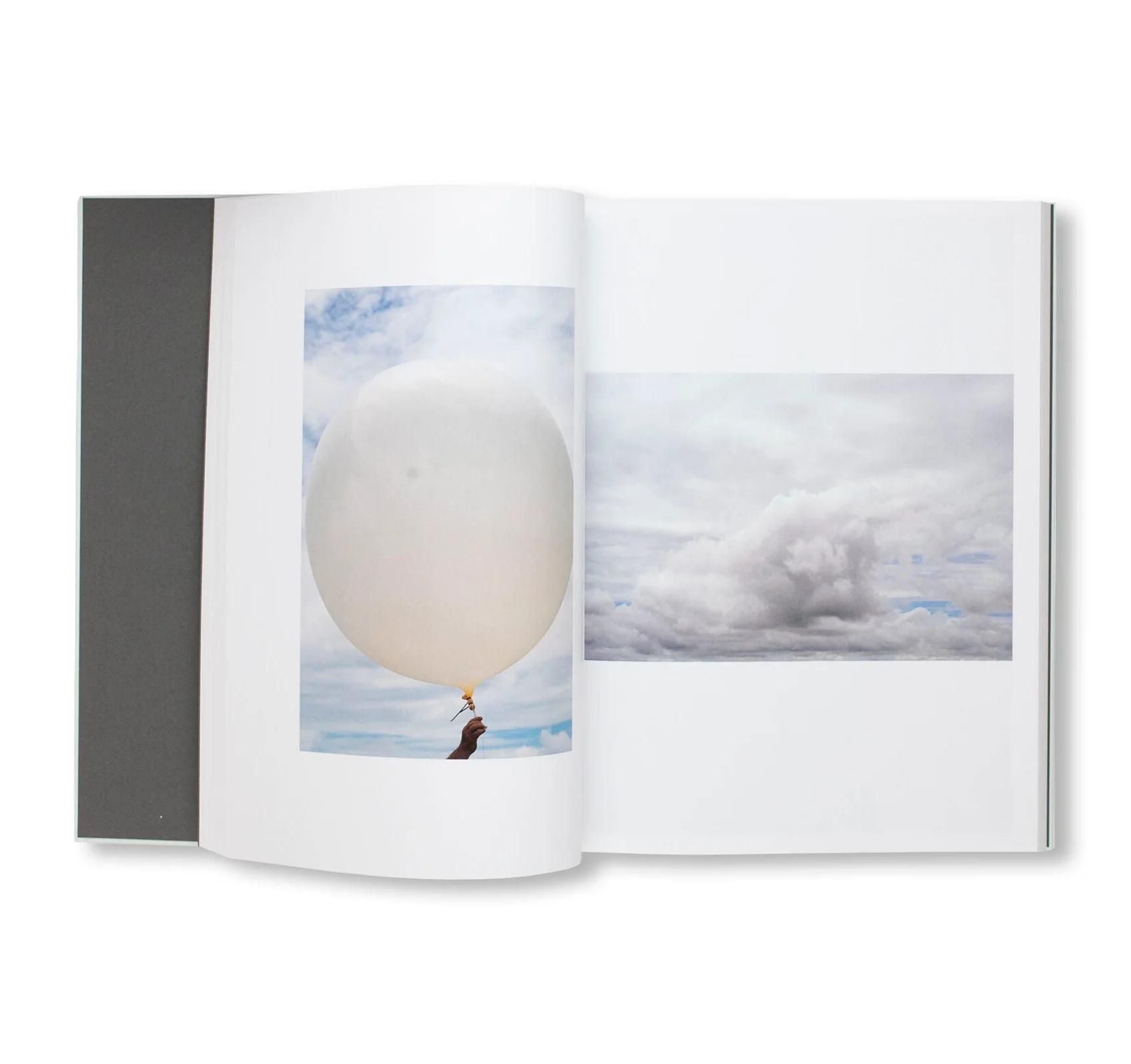 書籍：CLOUD PHYSICS by Terri Weifenbach