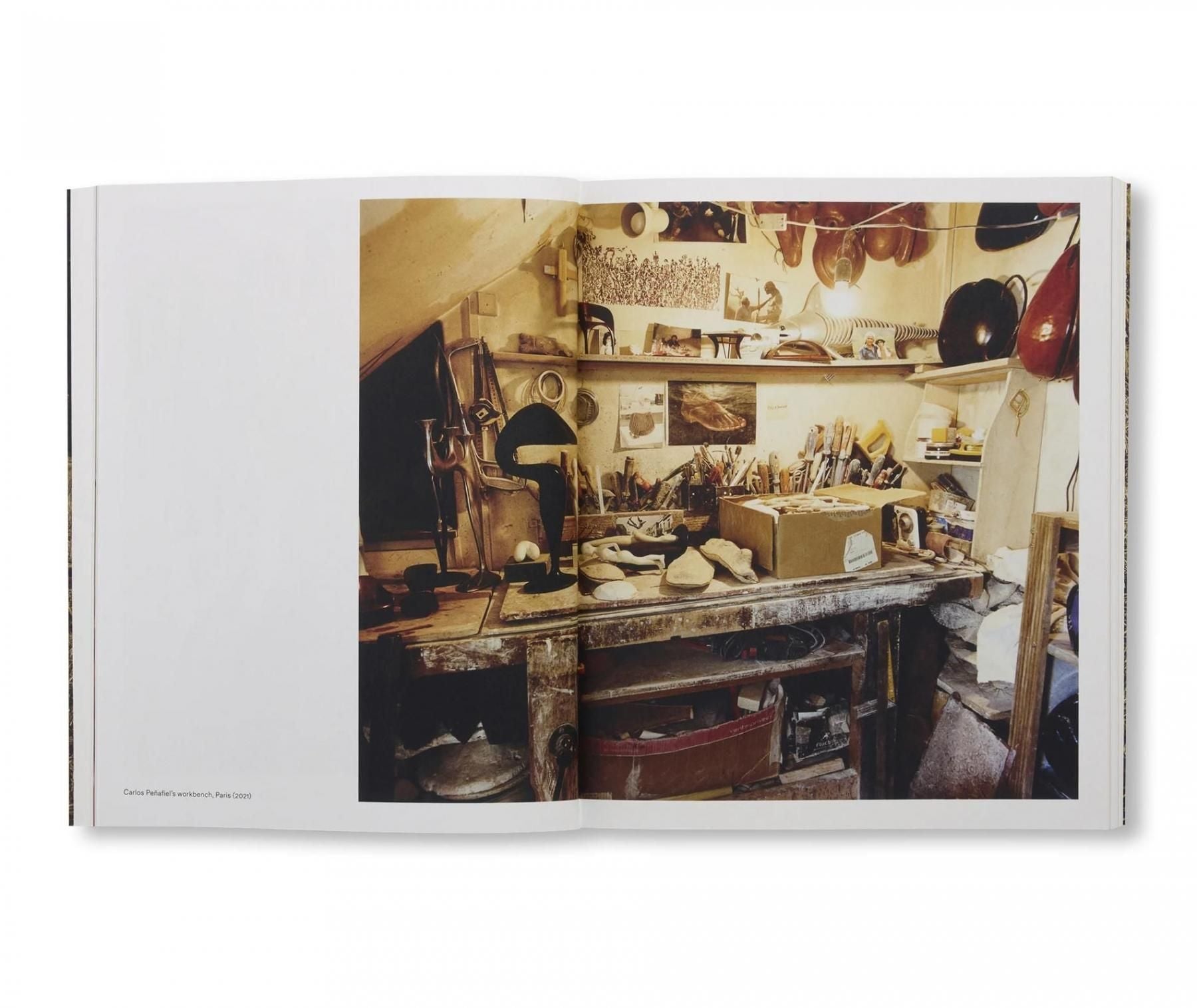 書籍：CARLOS PEÑAFIEL BOOK by Carlos Peñafiel