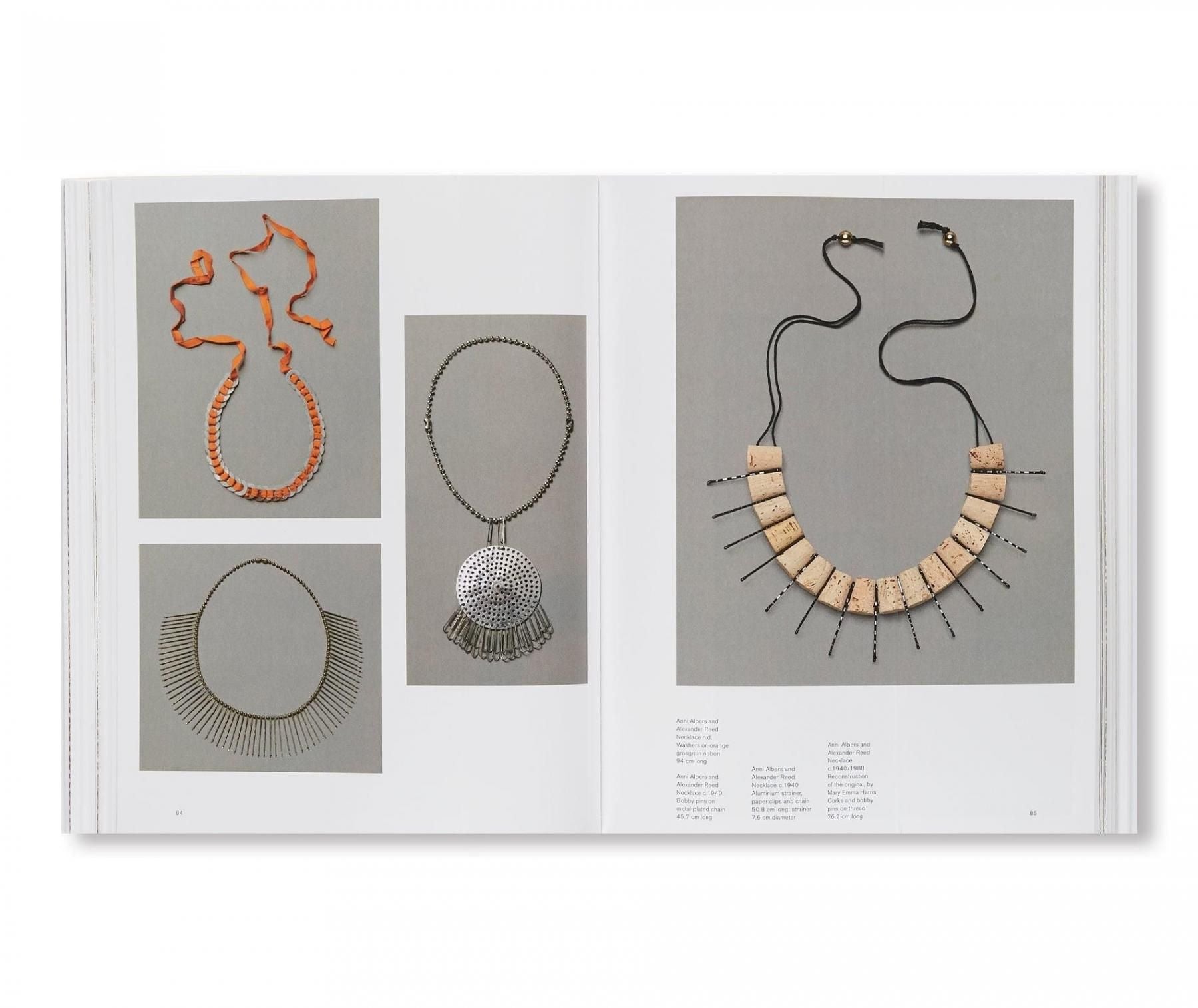 書籍：ANNI ALBERS by Anni Albers