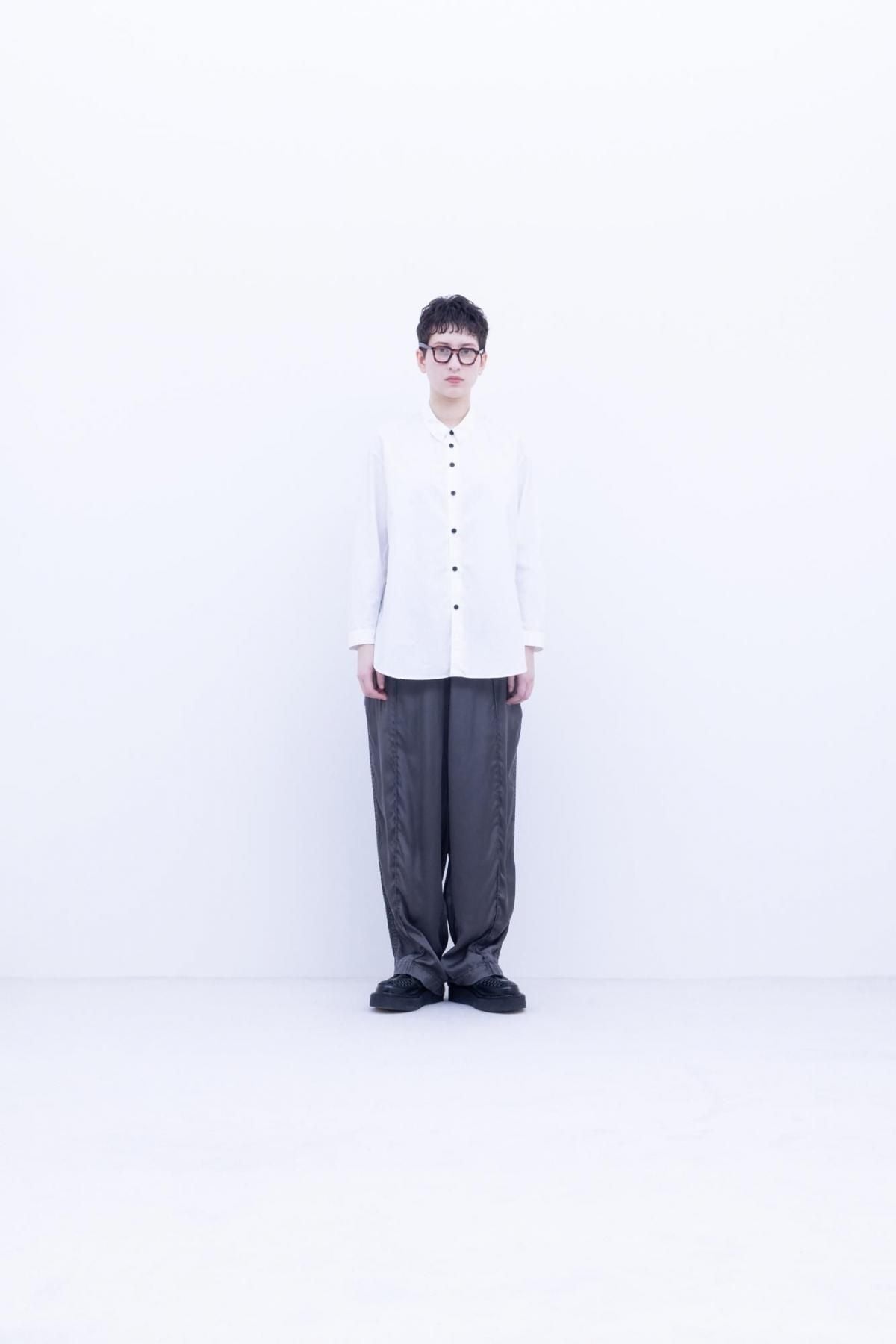コットン・ ポリコア タイプライター・台襟付きシャツカラー / Off White［size XS］