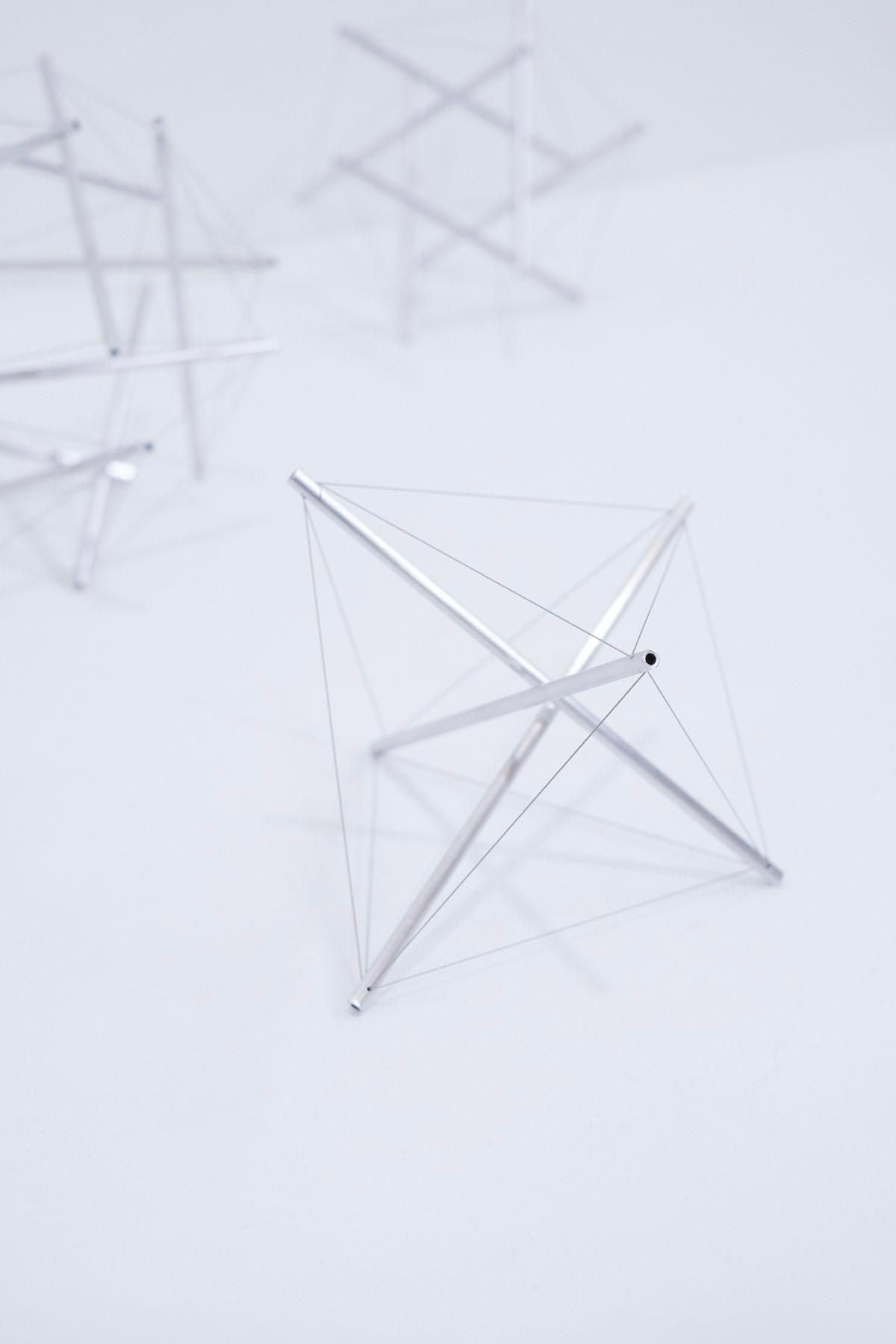 3 struts model / M  aluminum