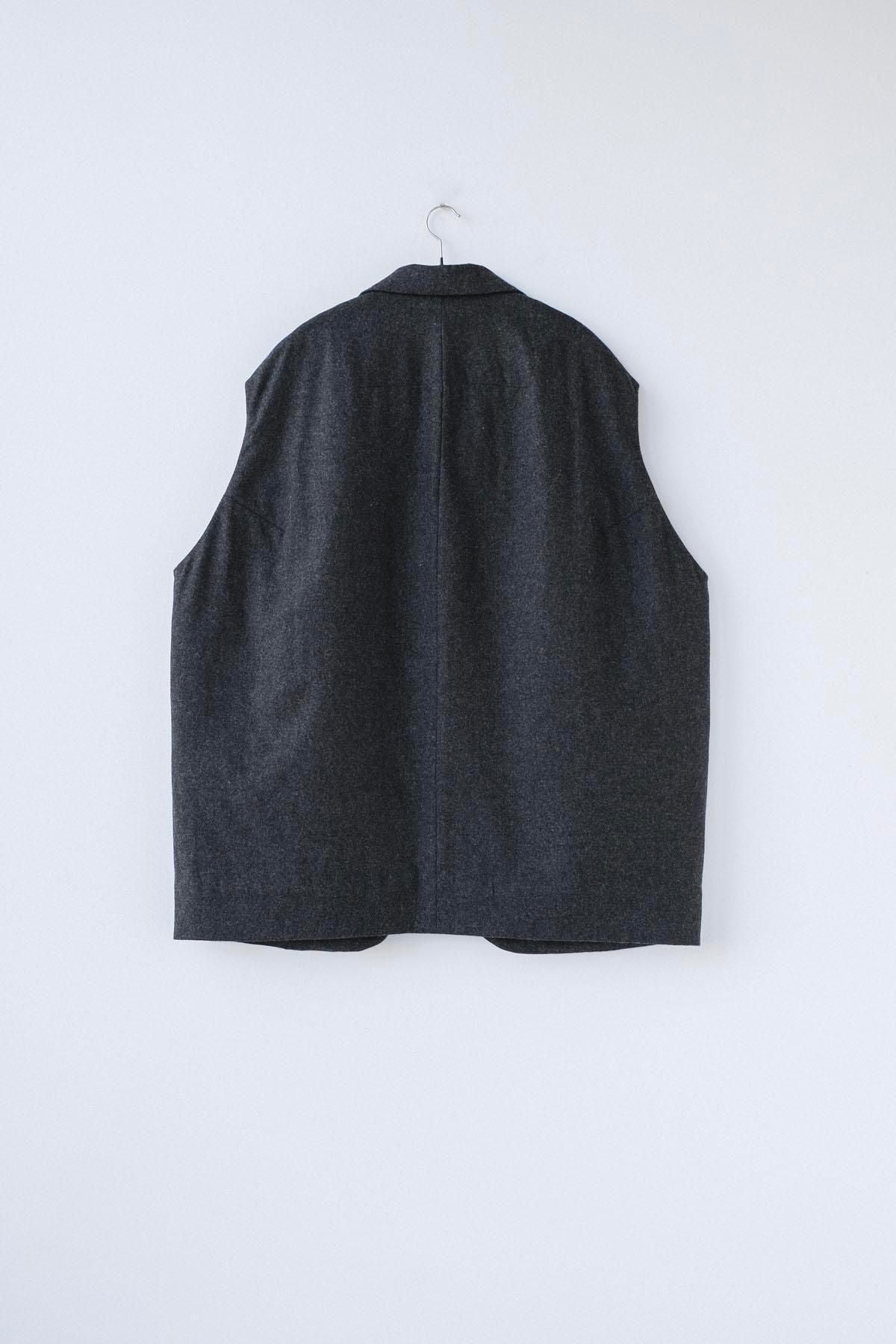 ウールシーチング ・ ガーメントウォッシュ　テーラードベスト / Dark Grey top［size XS］