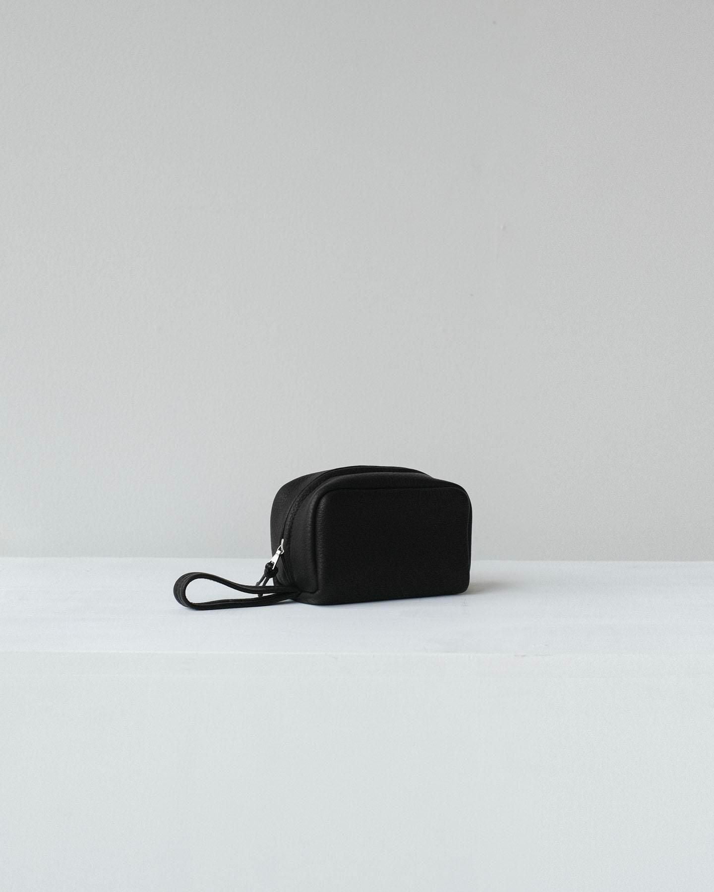 DA116 / SQUARE POUCH［BLACK］ / Aeta