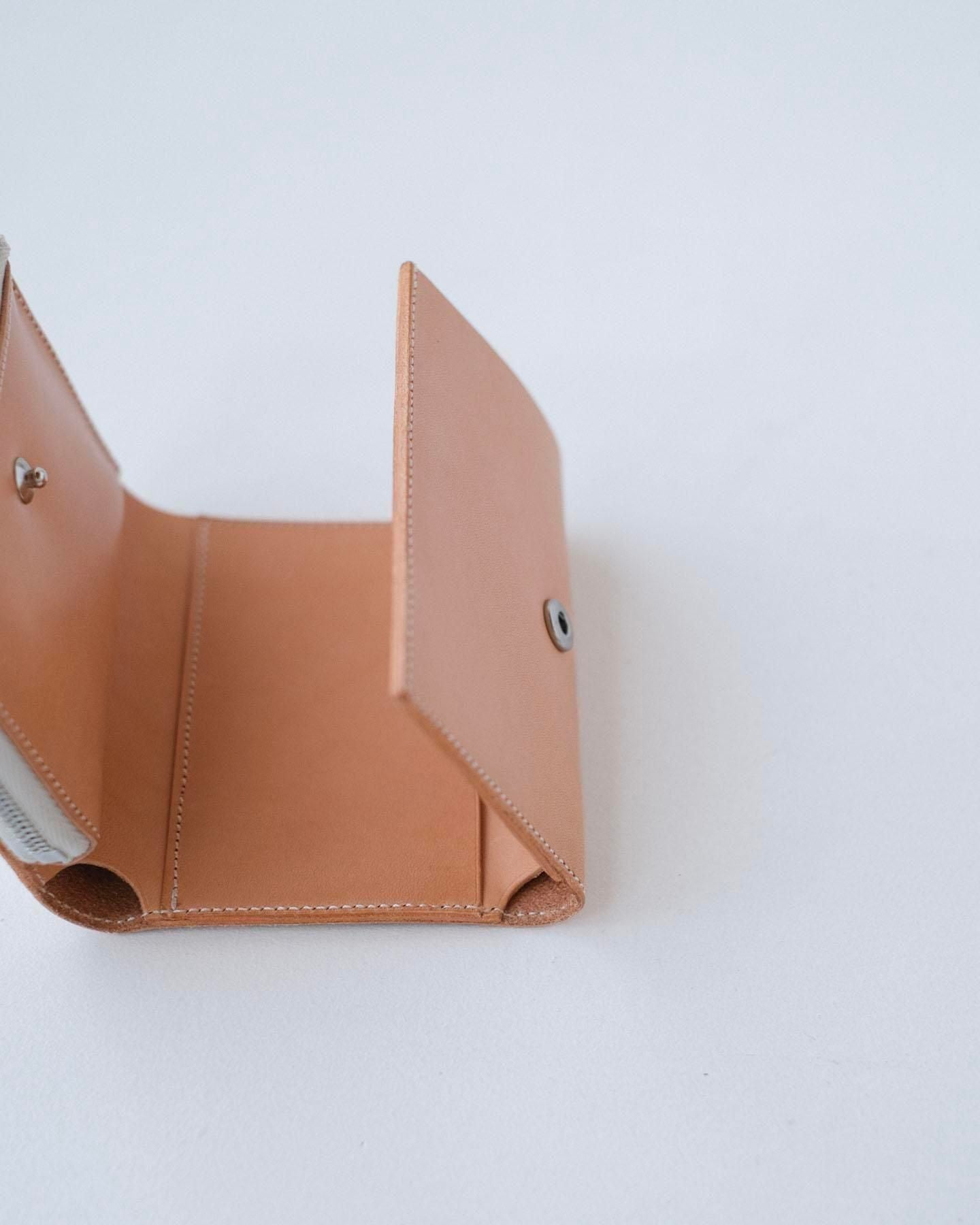 VT18 / FOLDED WALLET［NATURAL］ / Aeta