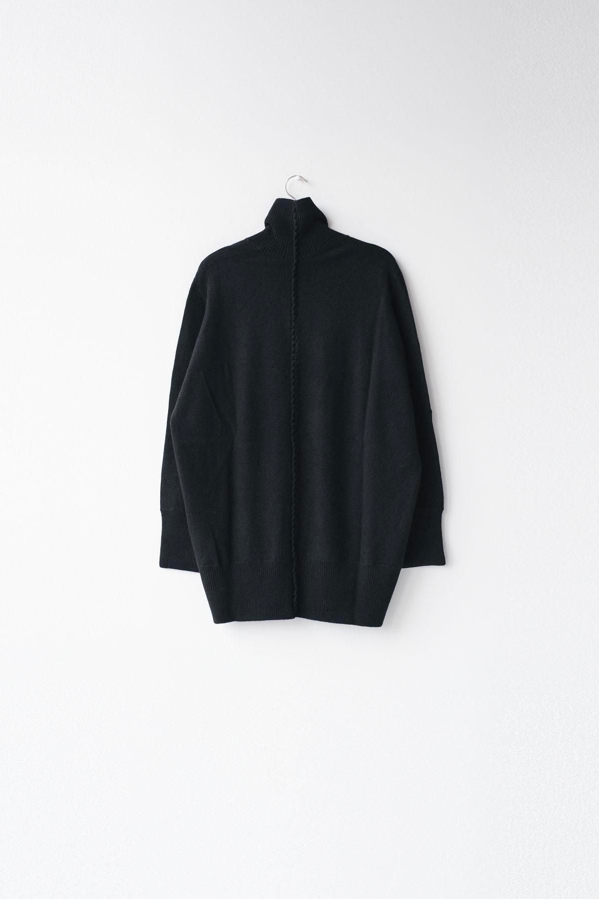 ホワイトカシミヤ・横編ニット　タートルネックニット / Black［size 3_］