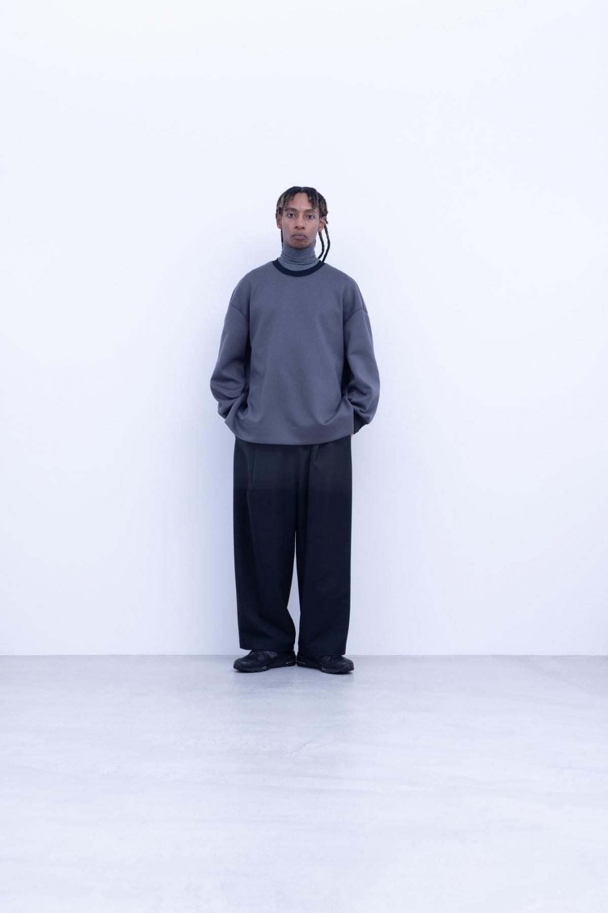 ポリエステル・スプリンギィ　ダンボールニット クルーネックプルオーバー / Black［size 3_］