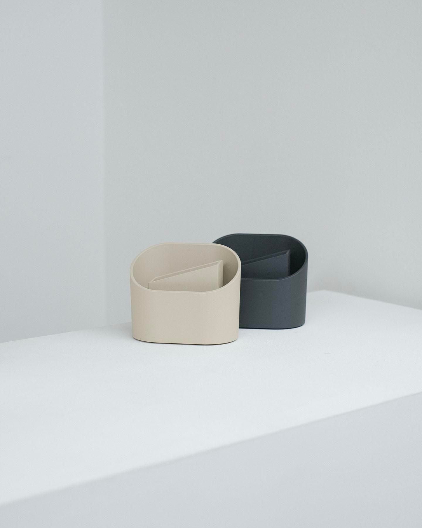 STAND［Dark Gray］
