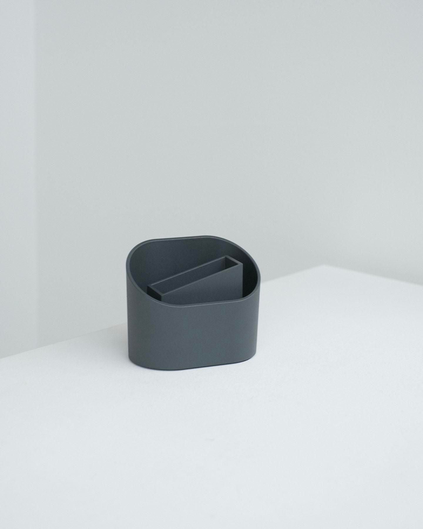 STAND［Dark Gray］