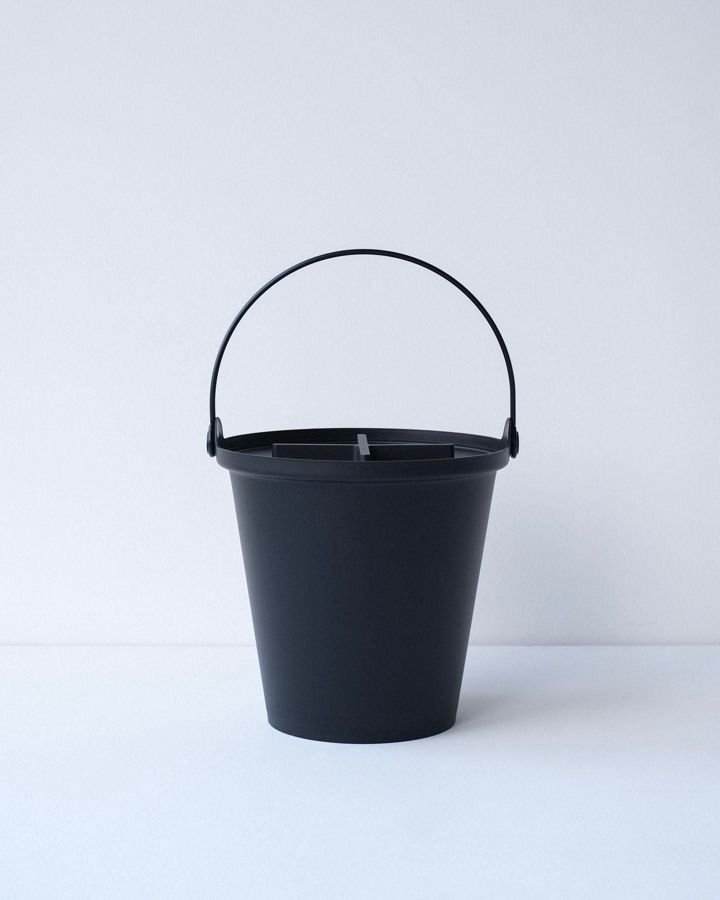 H2O [ Black ]