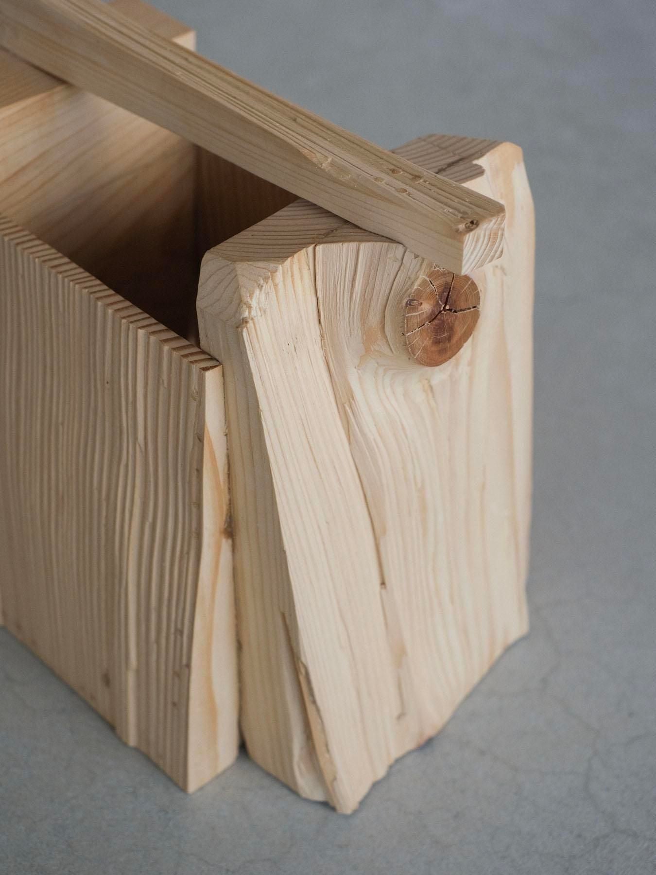 ESSI 015 wooden basket