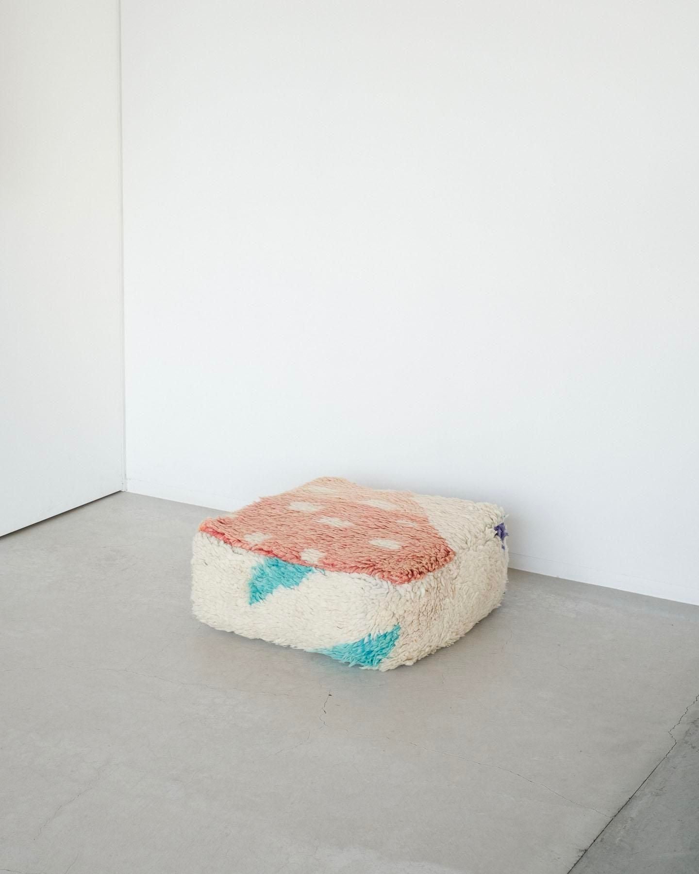 RUG POUF 50 [021C]