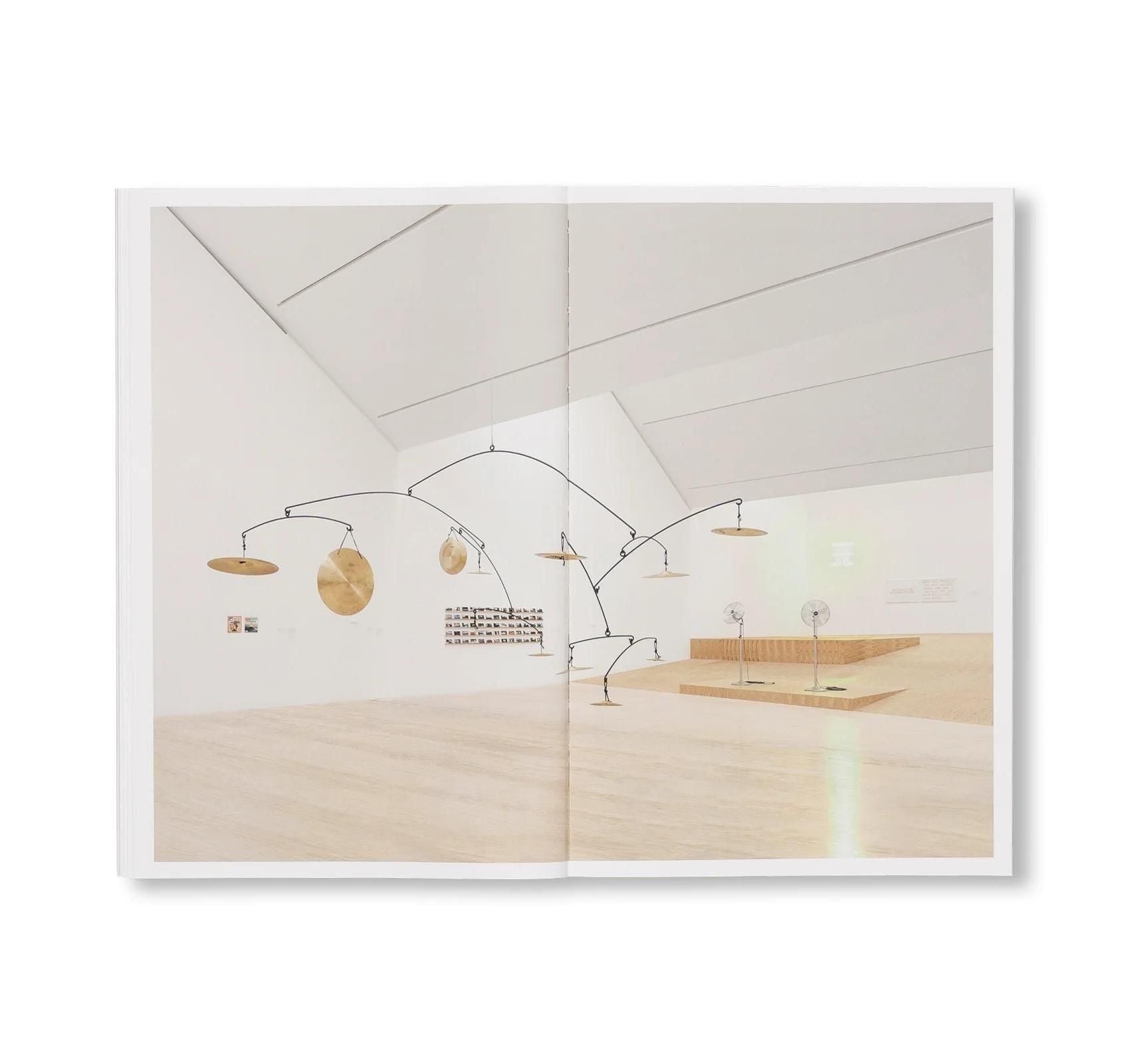書籍：SUSPENDED MOMENT: THE ARCHITECTURE OF FRIDA ESCOBEDO by Frida Escobedo [ENGLISH EDITION]