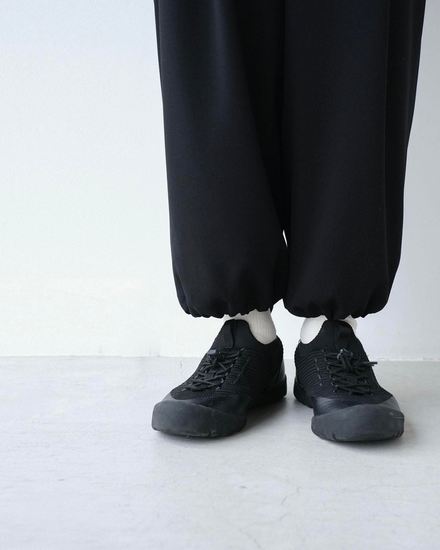 トリアセテート＆ポリエステル・ライトクレープダブルクロス　フルレングスパンツ / 99 deep black [size 5_]