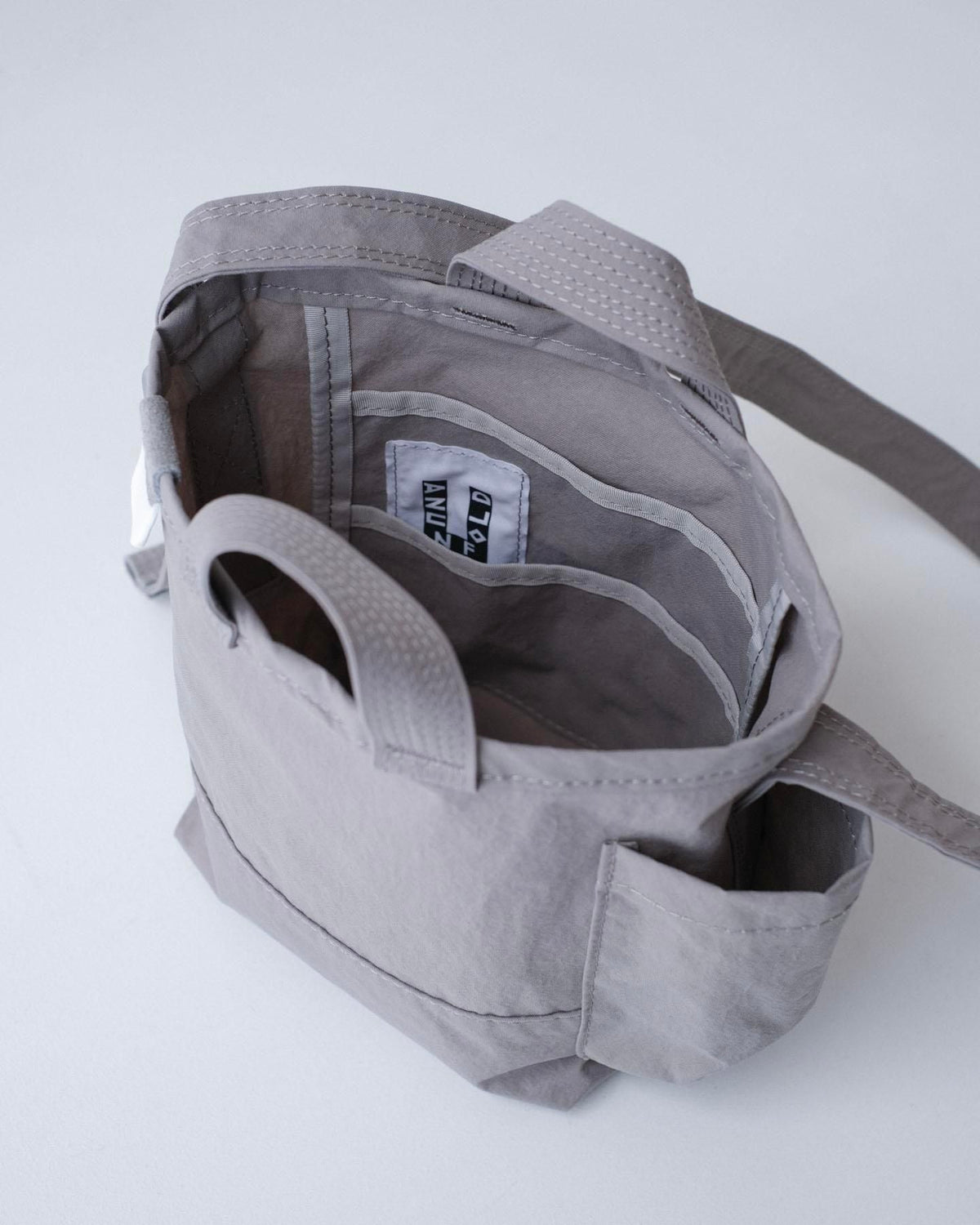 SIDE POCKET MINI / GRAY / ANUNFOLD