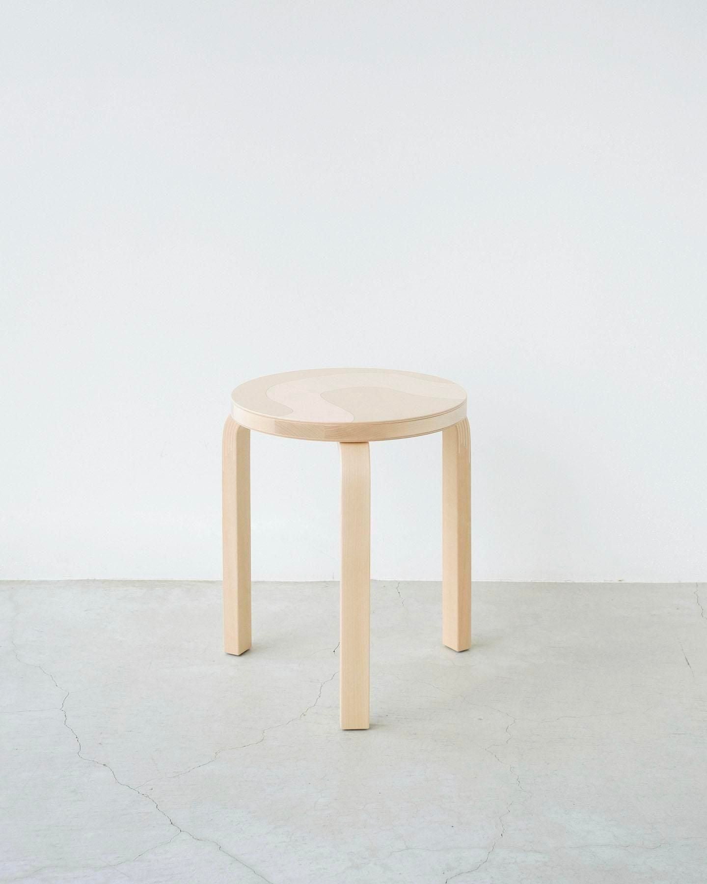 STOOL 60 Seireeni
