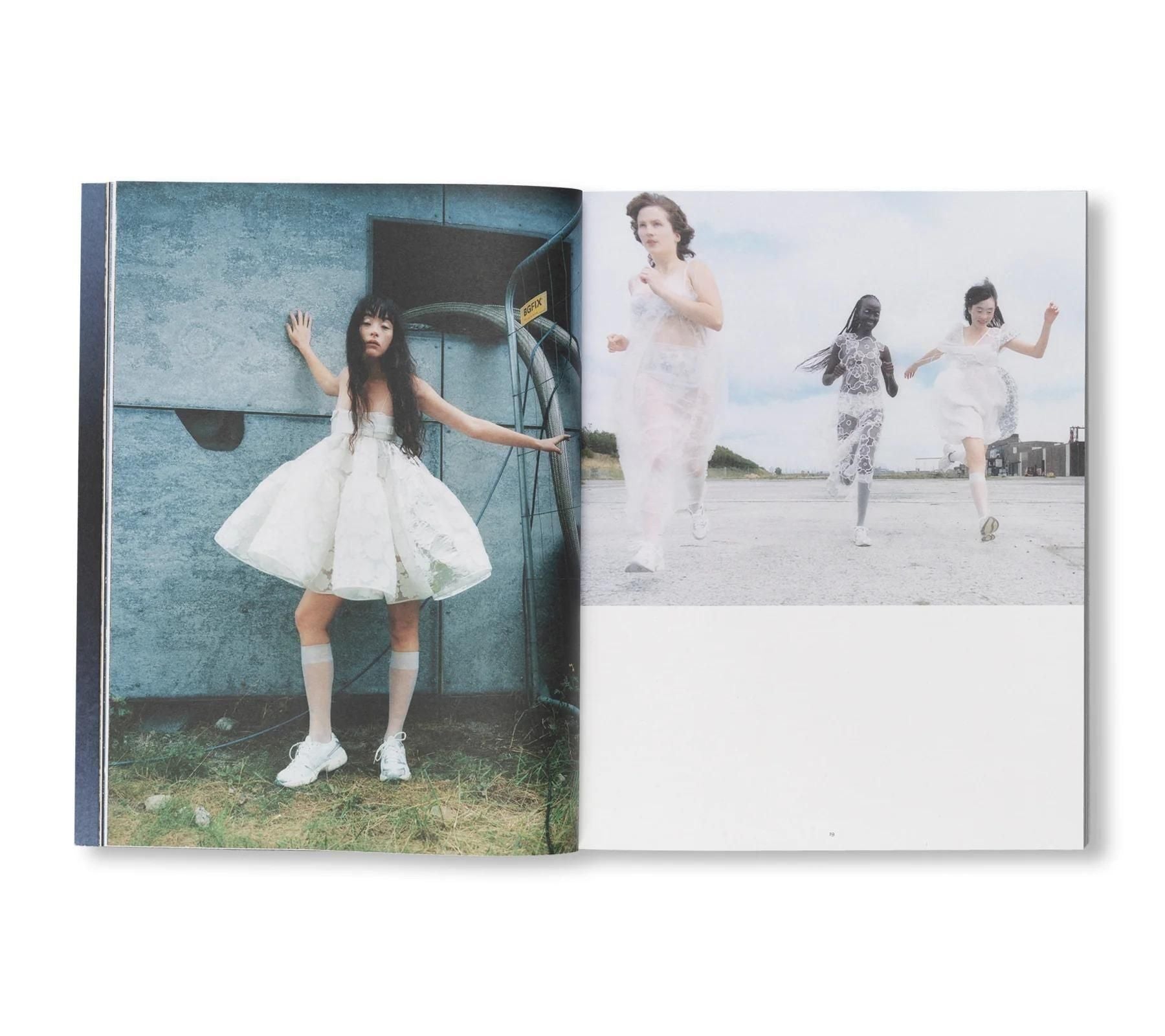 書籍：A MAGAZINE CURATED BY CECILIE BAHNSEN