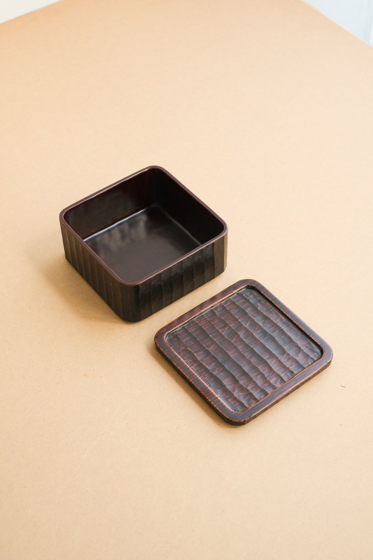 4寸角丸蓋物 ［溜］