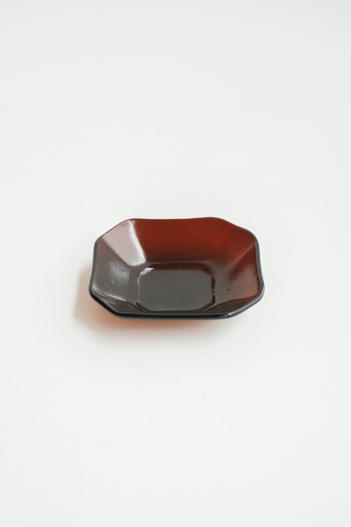 Octagonal Plate [caramel]
