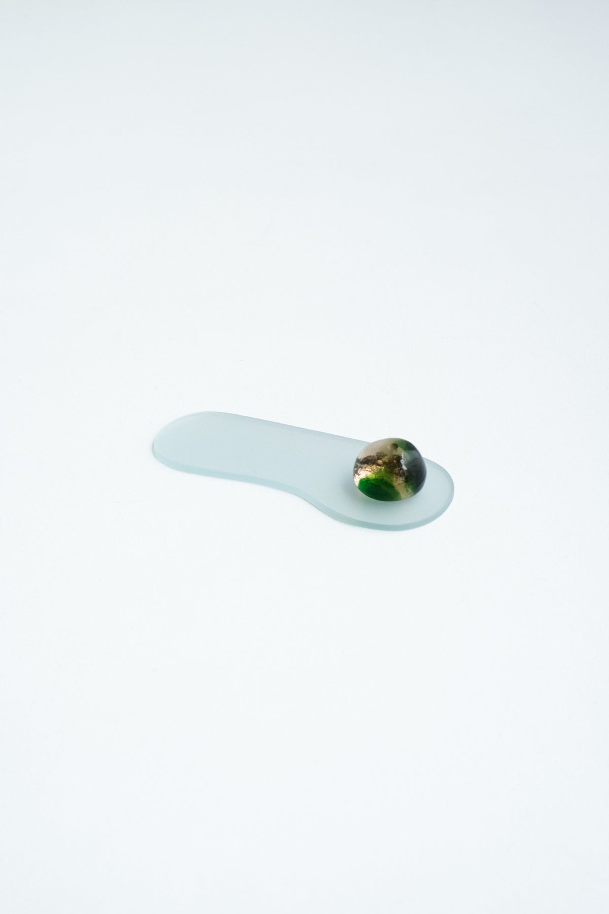 Incense holder [cream]