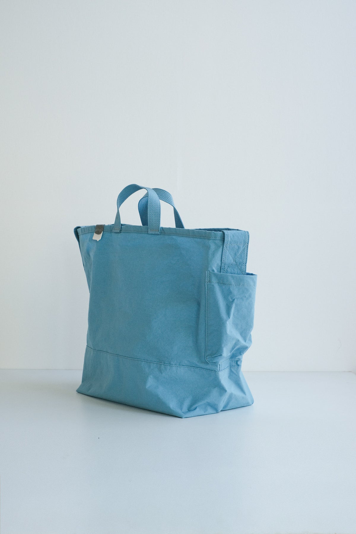 SIDE POCKET TOTE / SKY / ANUNFOLD