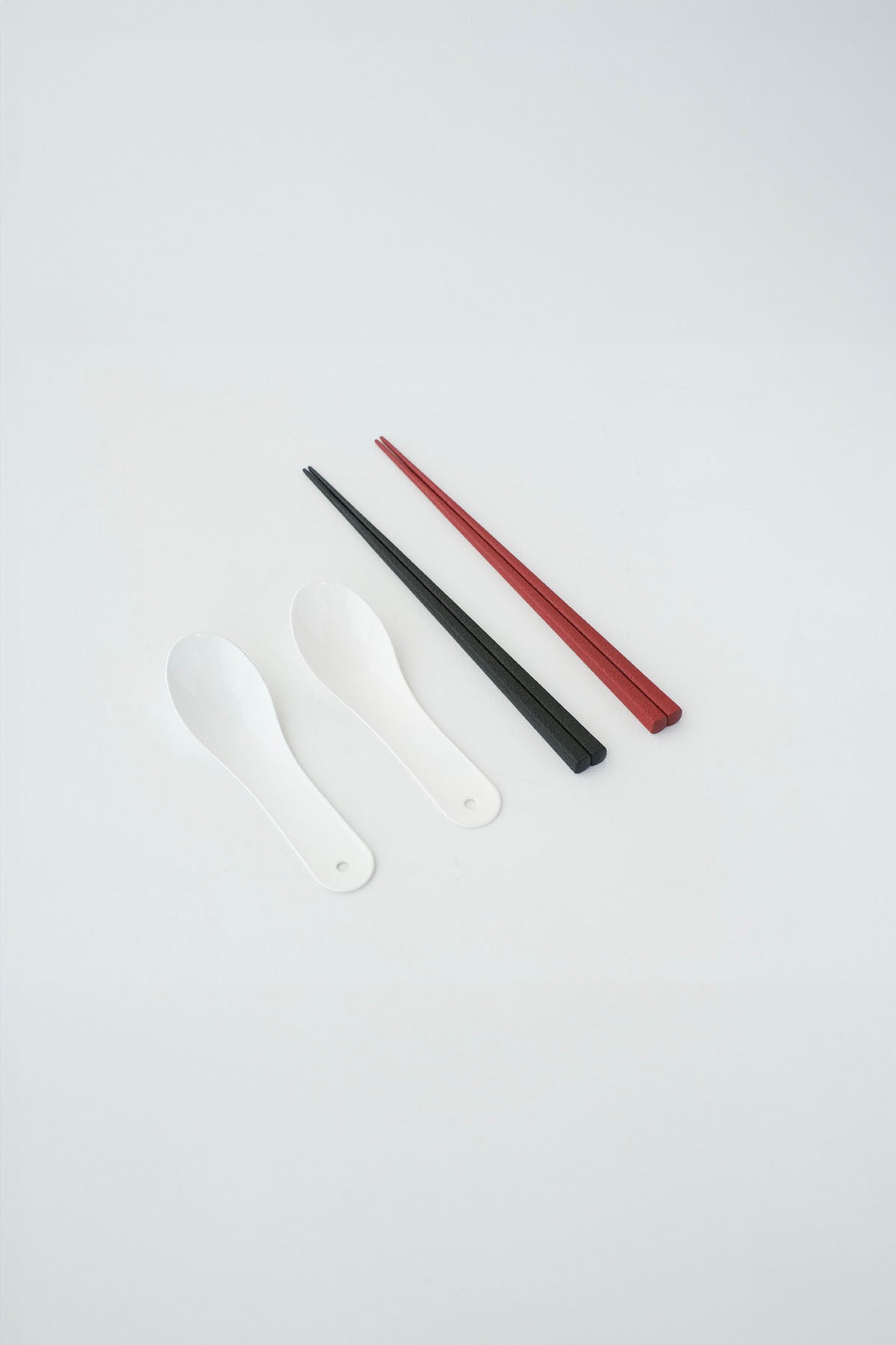 CHINESE SPOON (Enamelled) , CHOPSTICKS Gift Set / 琺瑯レンゲ (白) 、箸 ギフトセットG