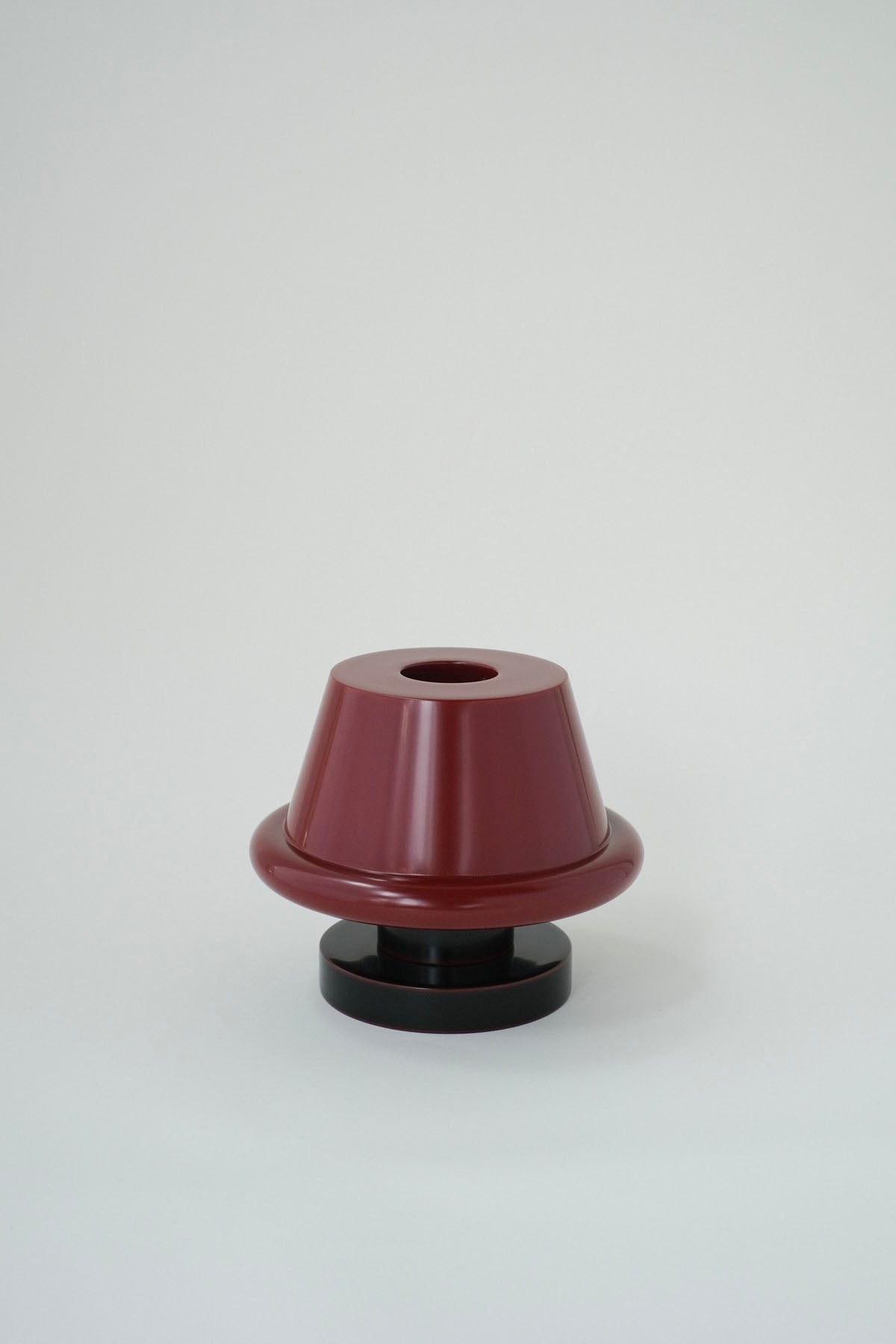 SENAPE（古代朱 / 黒溜）by Ettore Sottsass