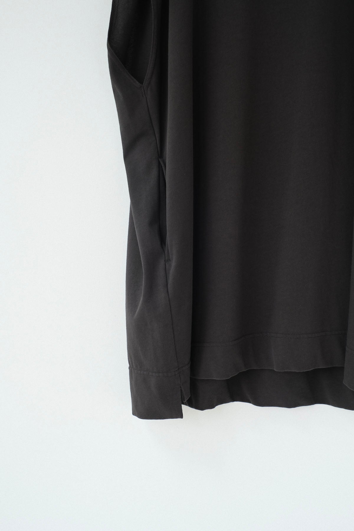 強撚コットンヘビー天竺　プルオーバーベスト / Charcoal Grey［size M］