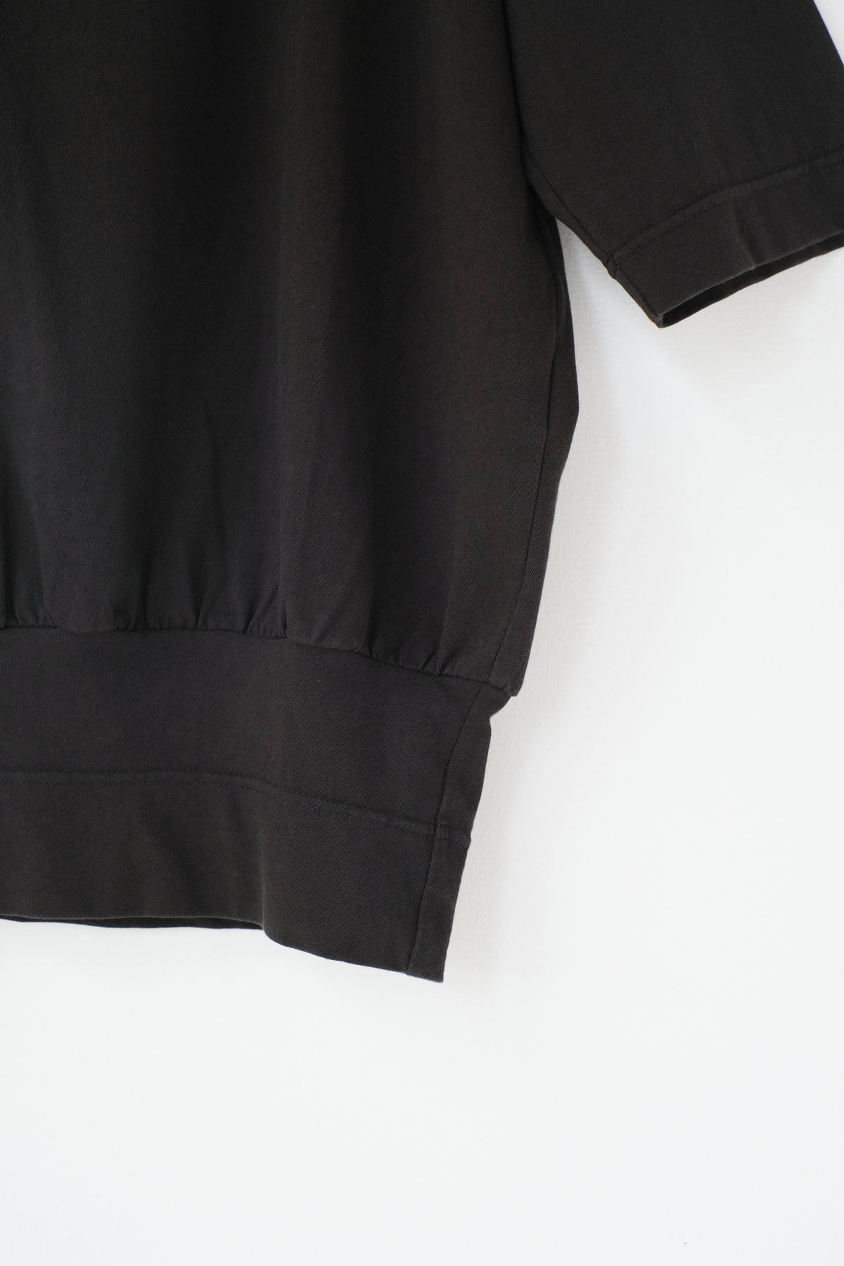 強撚コットンヘビー天竺　クルーネックタックインT / Charcoal Grey［size XS］