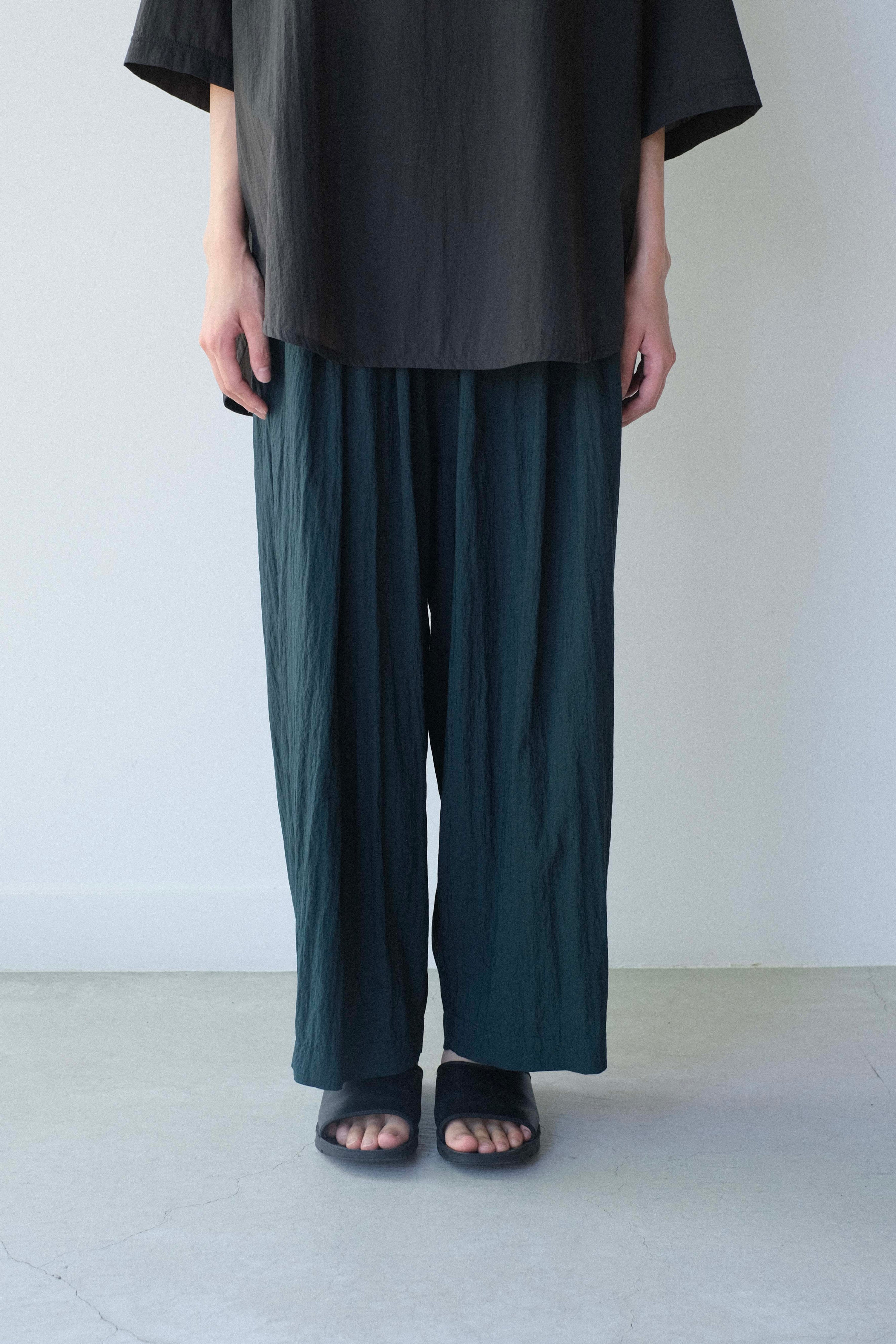 ビスコースナイロン・ライトタイプライター タックパンツ / 85 Bottle Green［size XS］