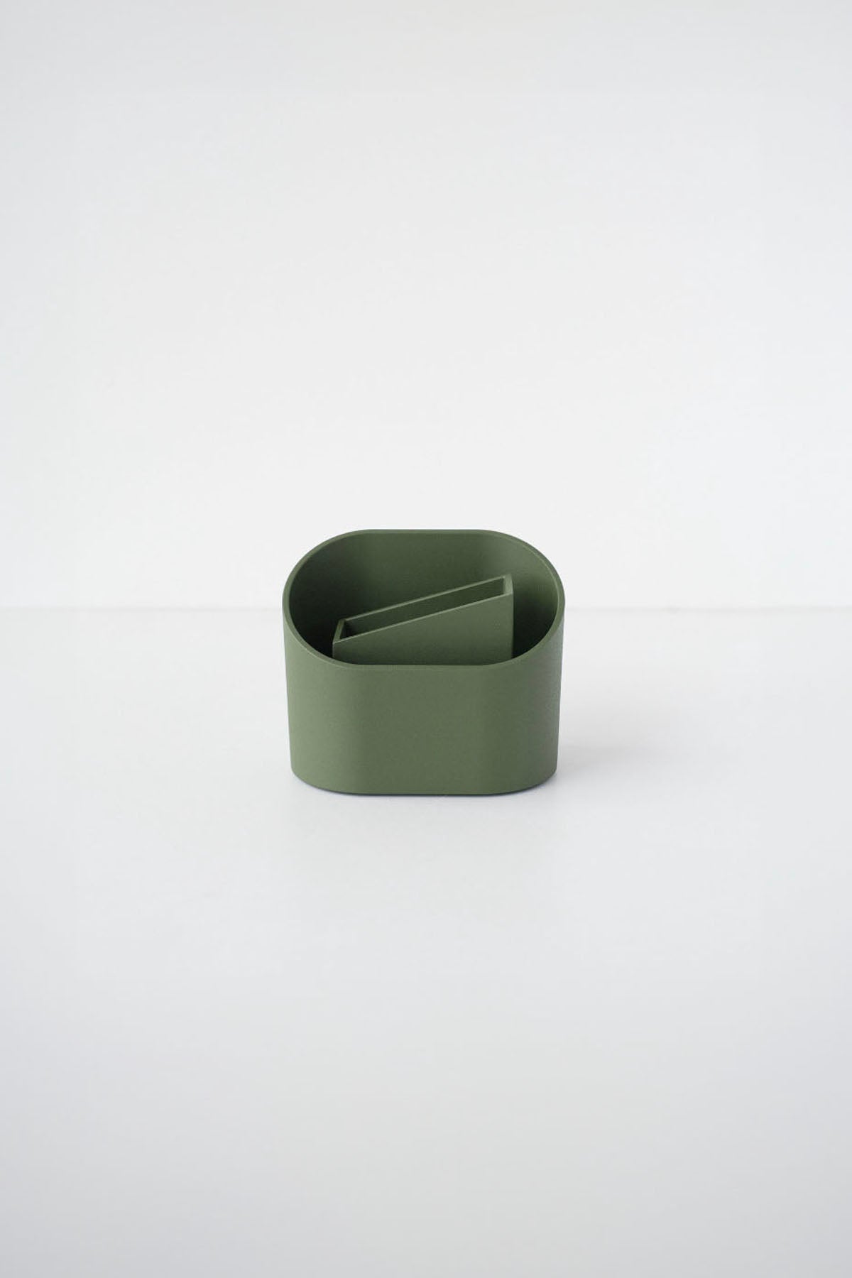 STAND［Khaki］