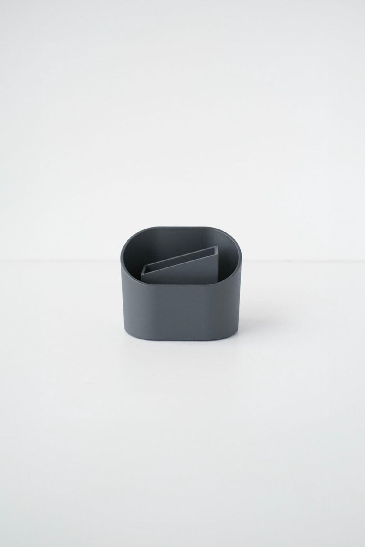 STAND［Dark Gray］