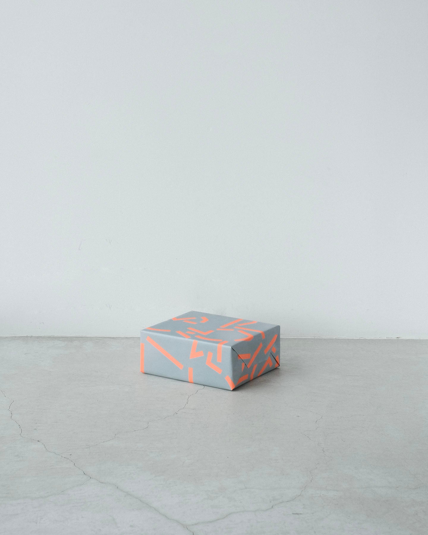 Gift Box ／ Type A [ Silver × Orange ]