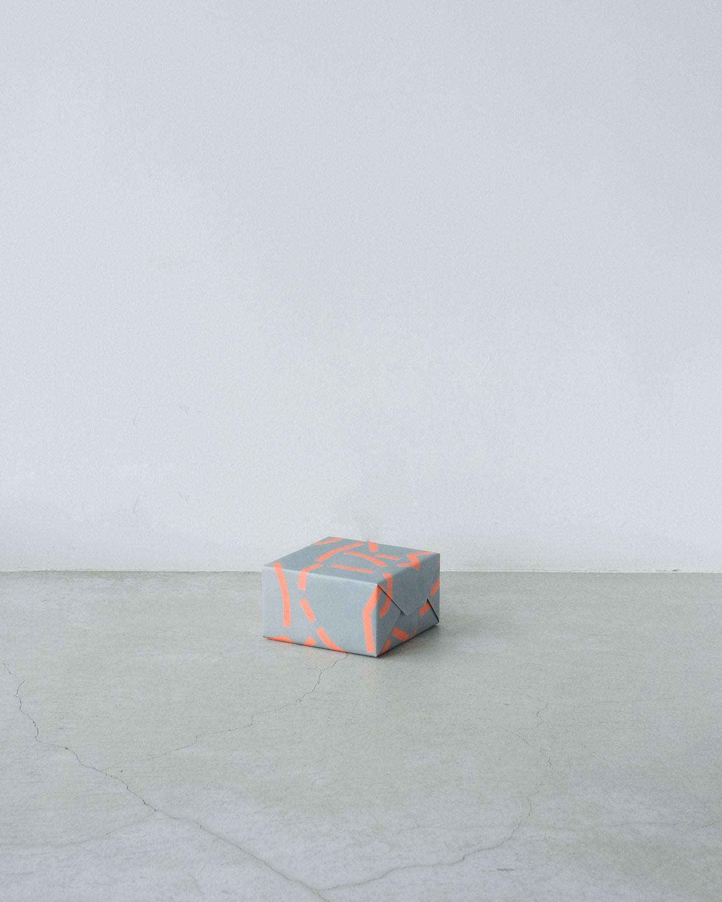 Gift Box ／ Type A [ Silver × Orange ]