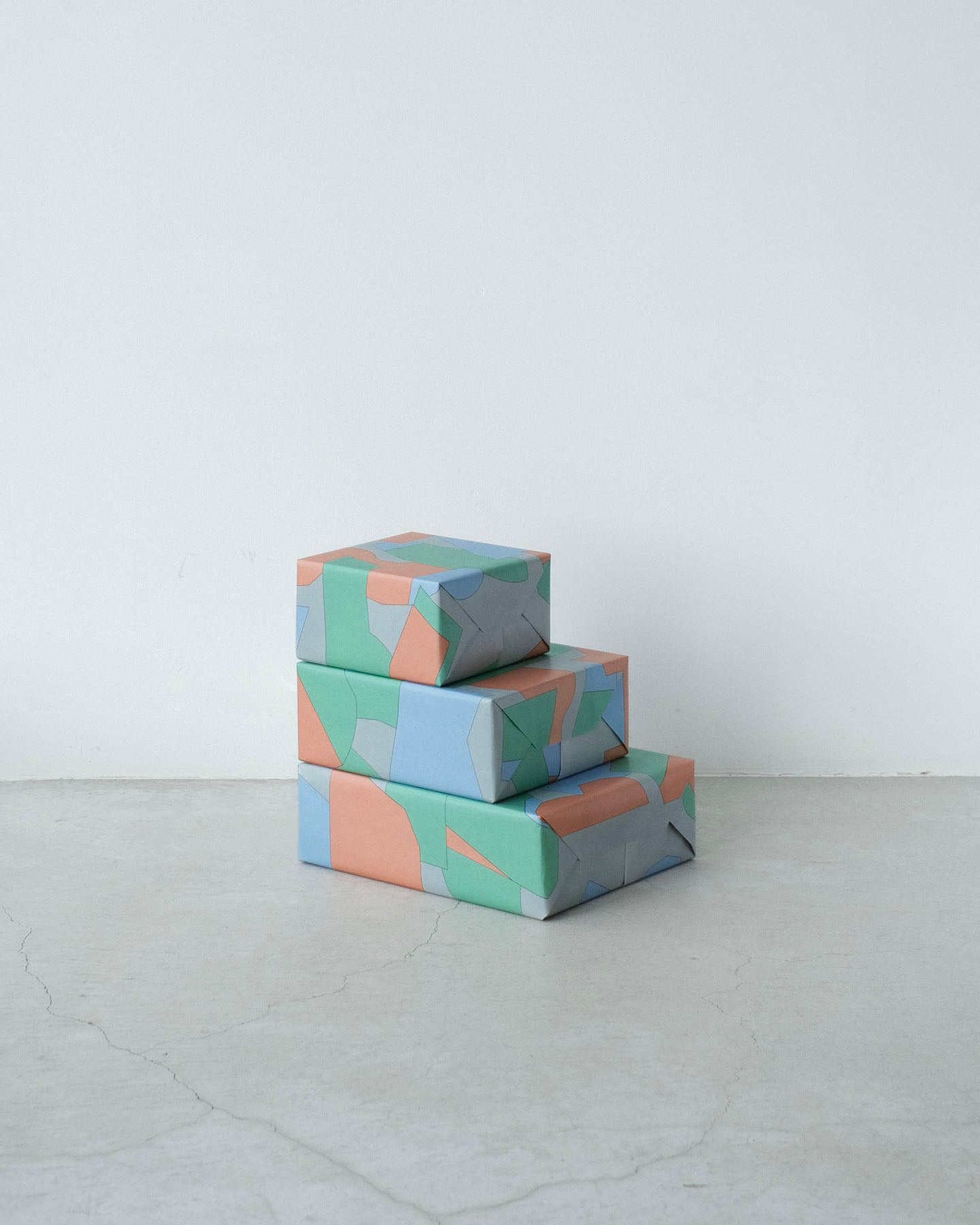 Gift Box ／ Type B [ Silver × 3 Colors ]