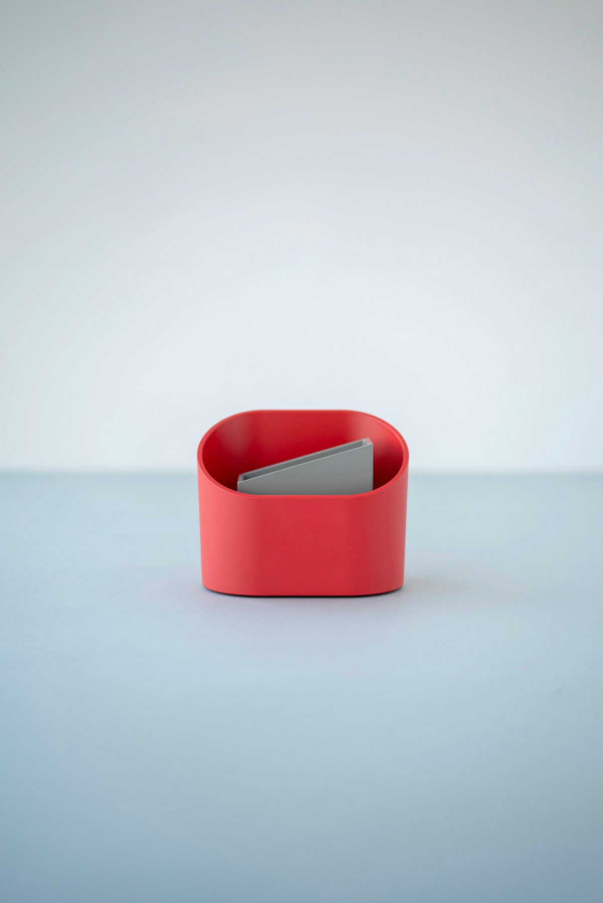 STAND［RED］