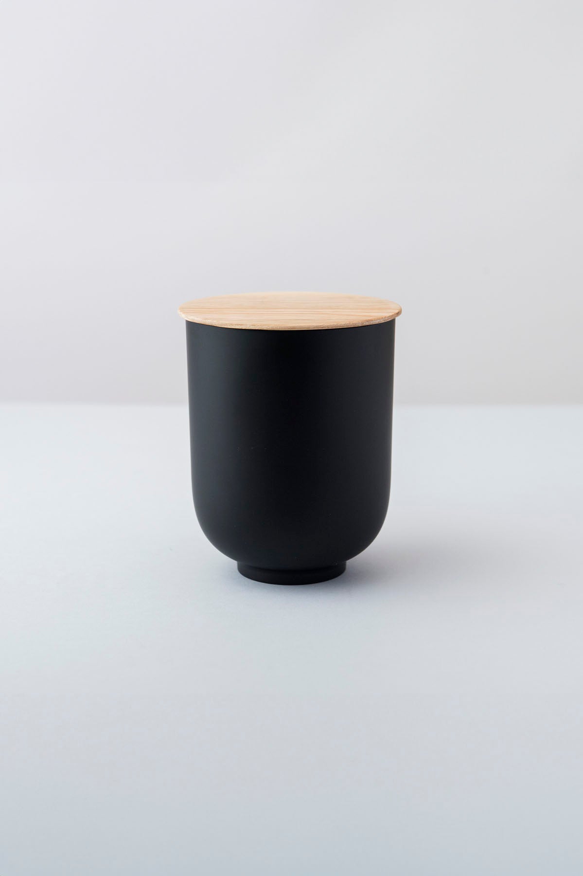 STORE Tall Round / Black
