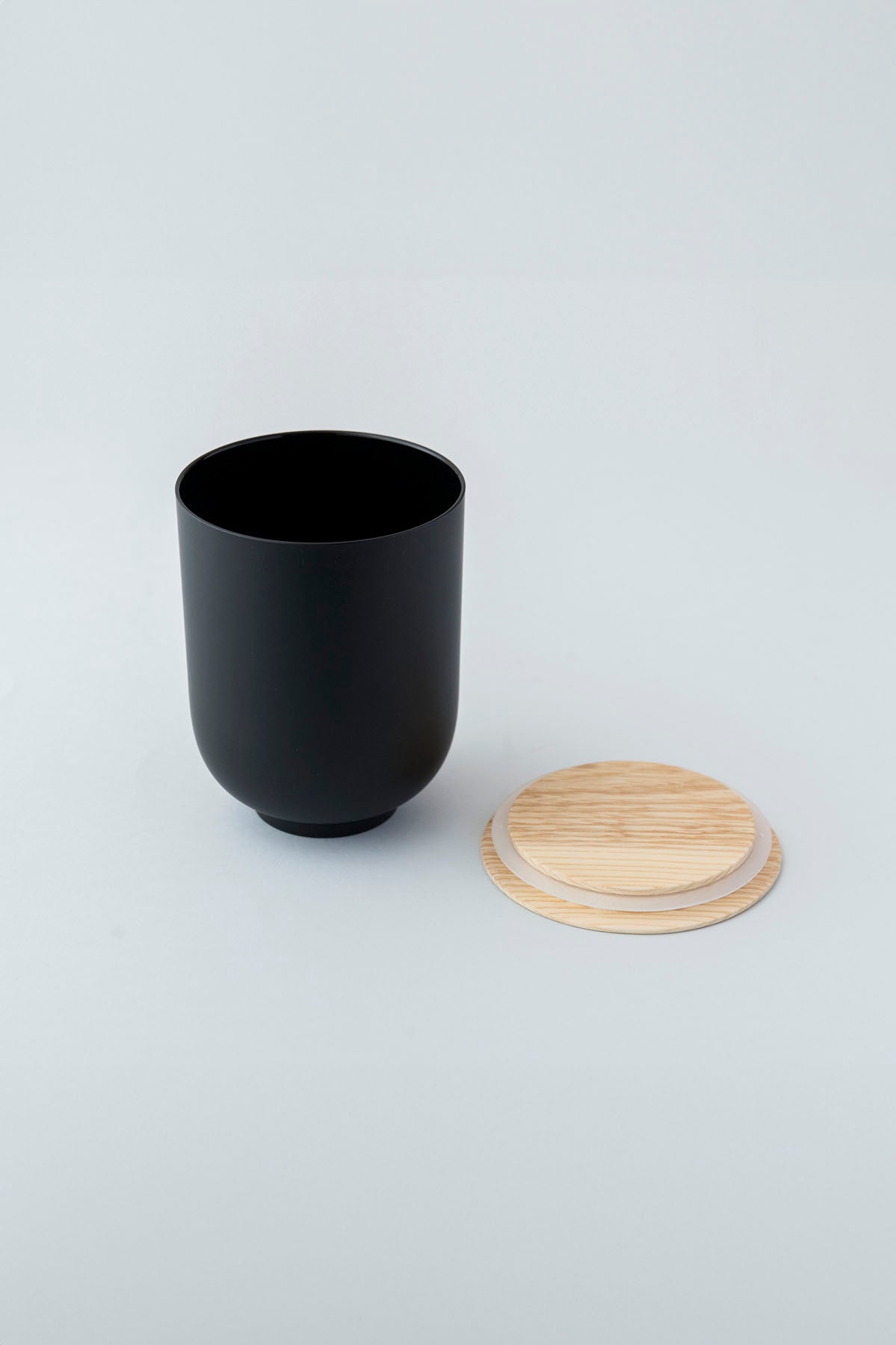 STORE Tall Round / Black