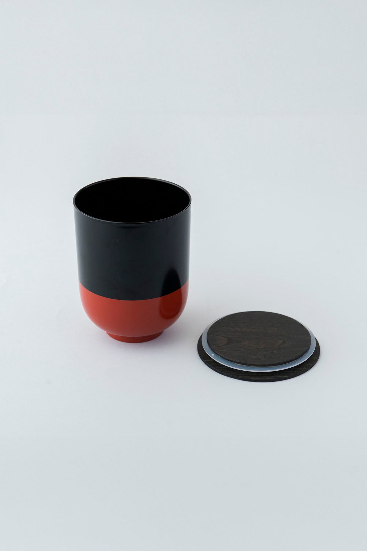STORE Tall Round / Black Top