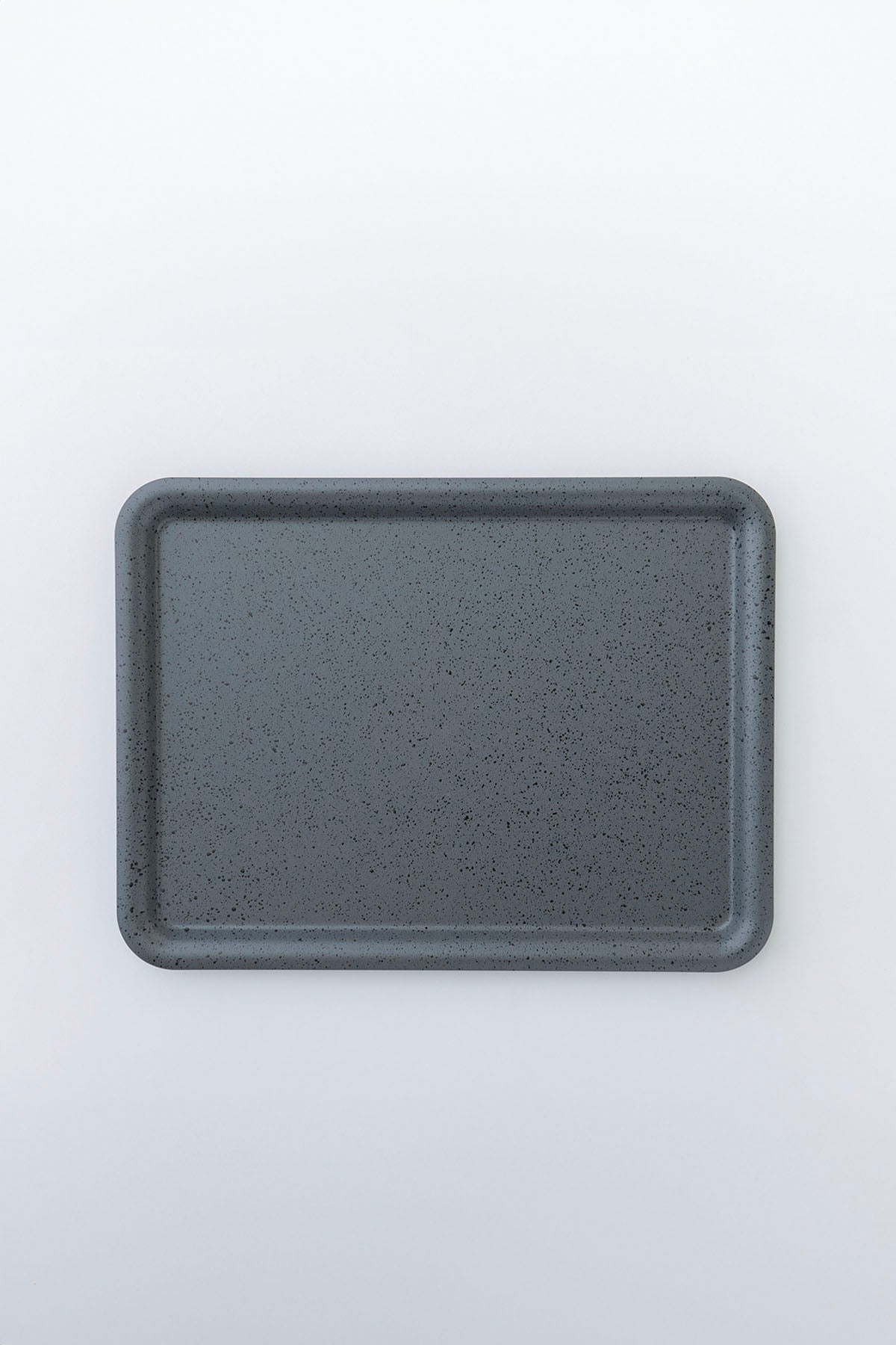 PLACE 02／ A4 Tray Dark Gray（dripping 1 color）