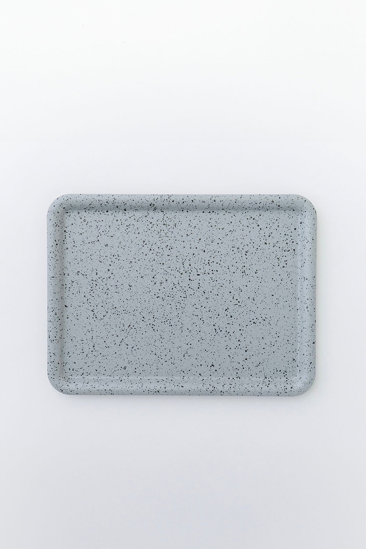 PLACE 02／ A4 Tray Light Gray A（dripping 1 color）