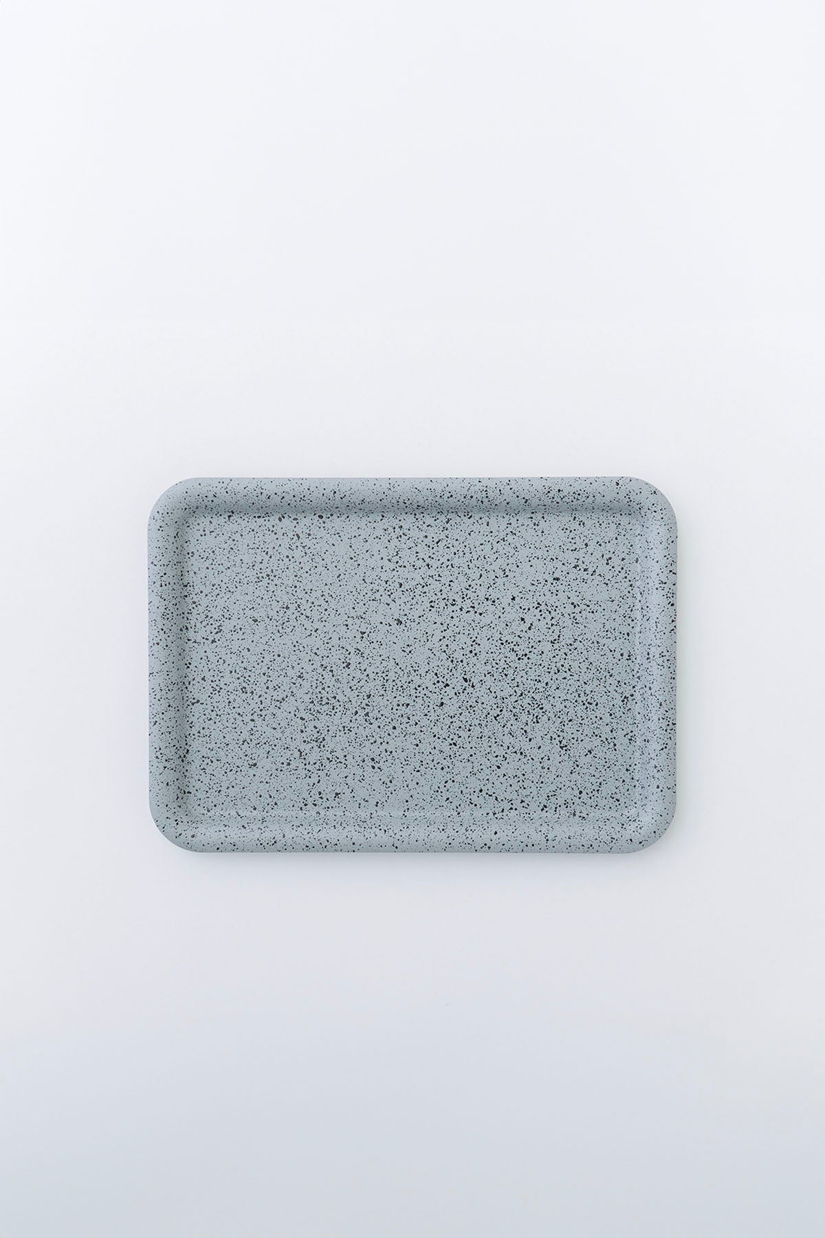 PLACE 02／B5 Tray Light Gray A（dripping 1 color）