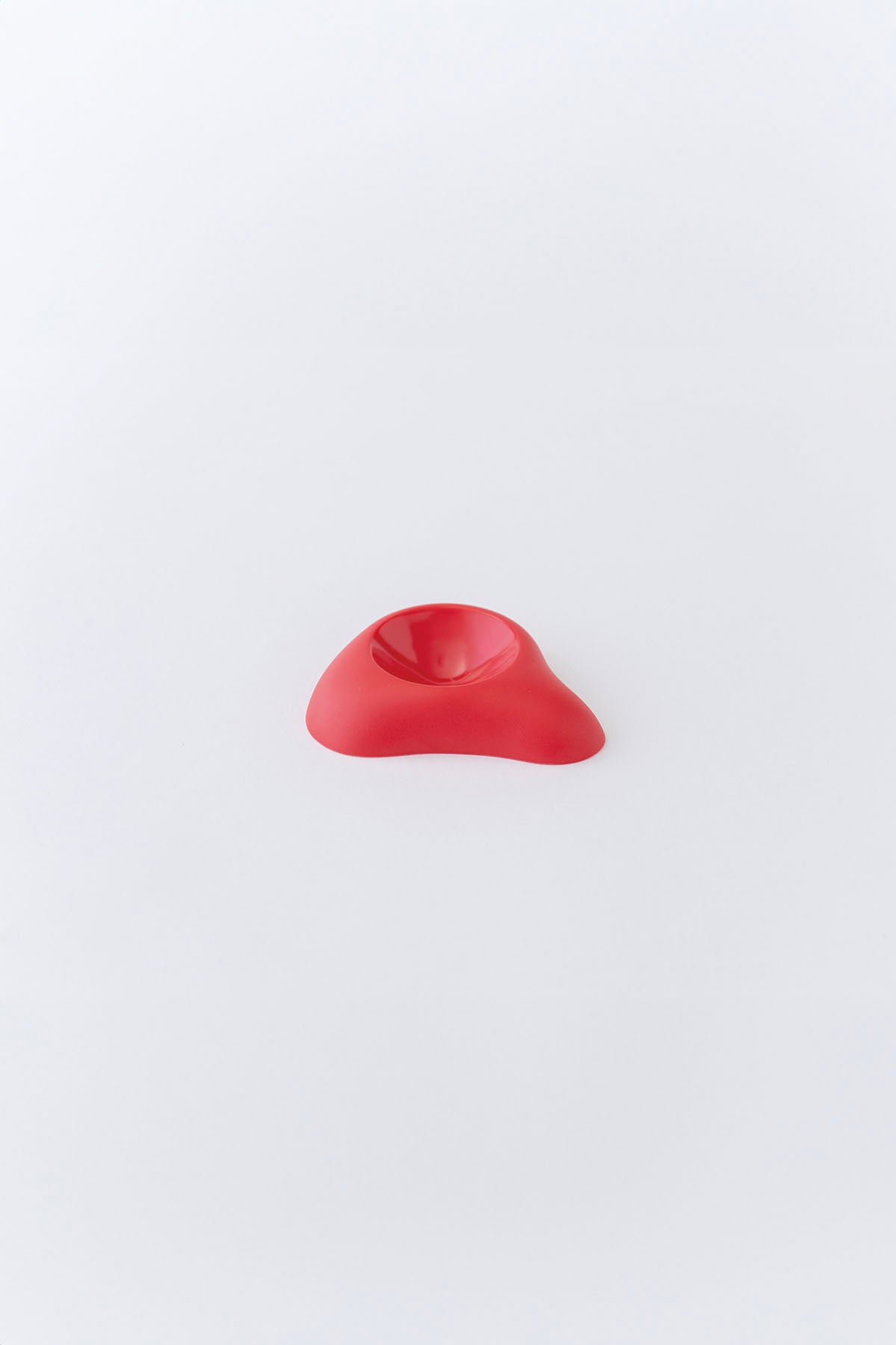 CAPRI 333 (carmine red) by Massimo Morozzi / Marutomi