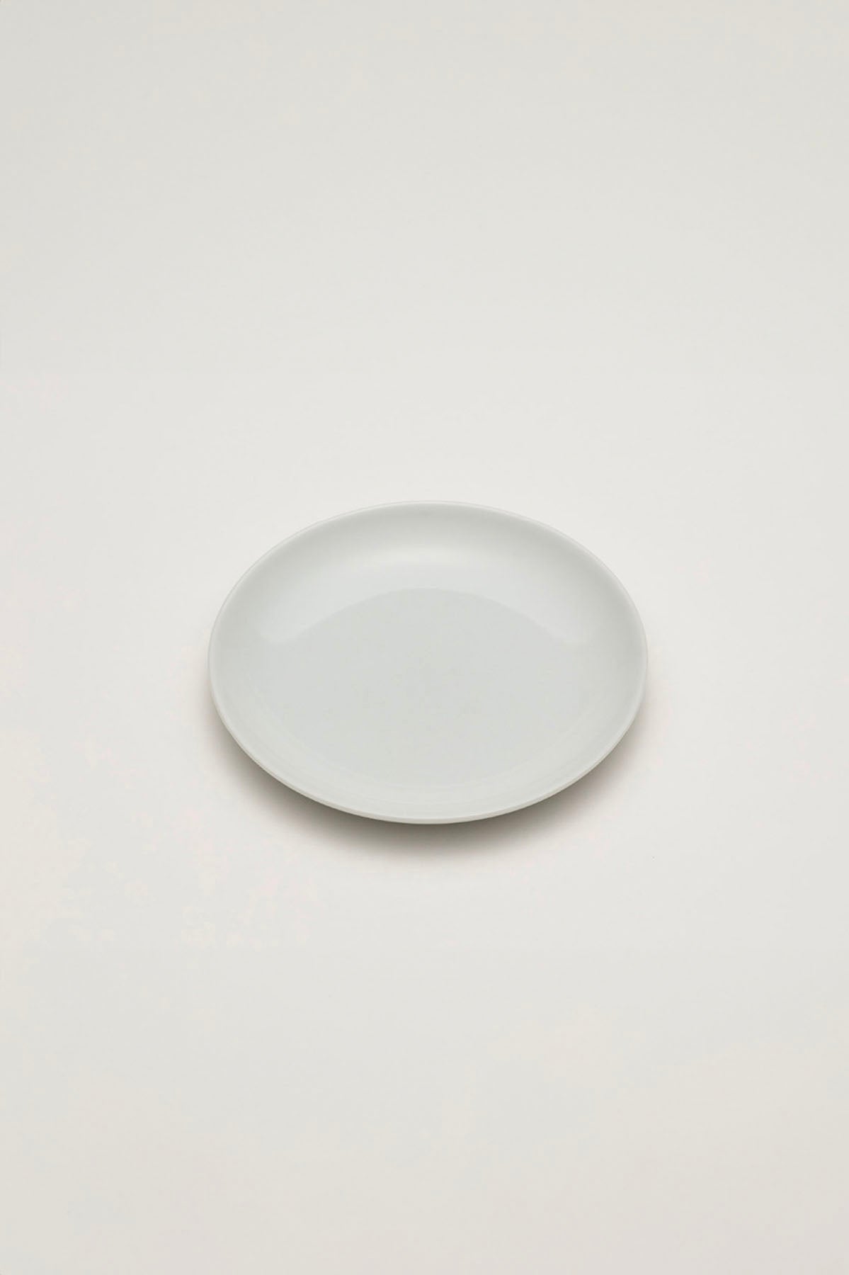 SD / 006 Plate 140［white］ / 2016 /