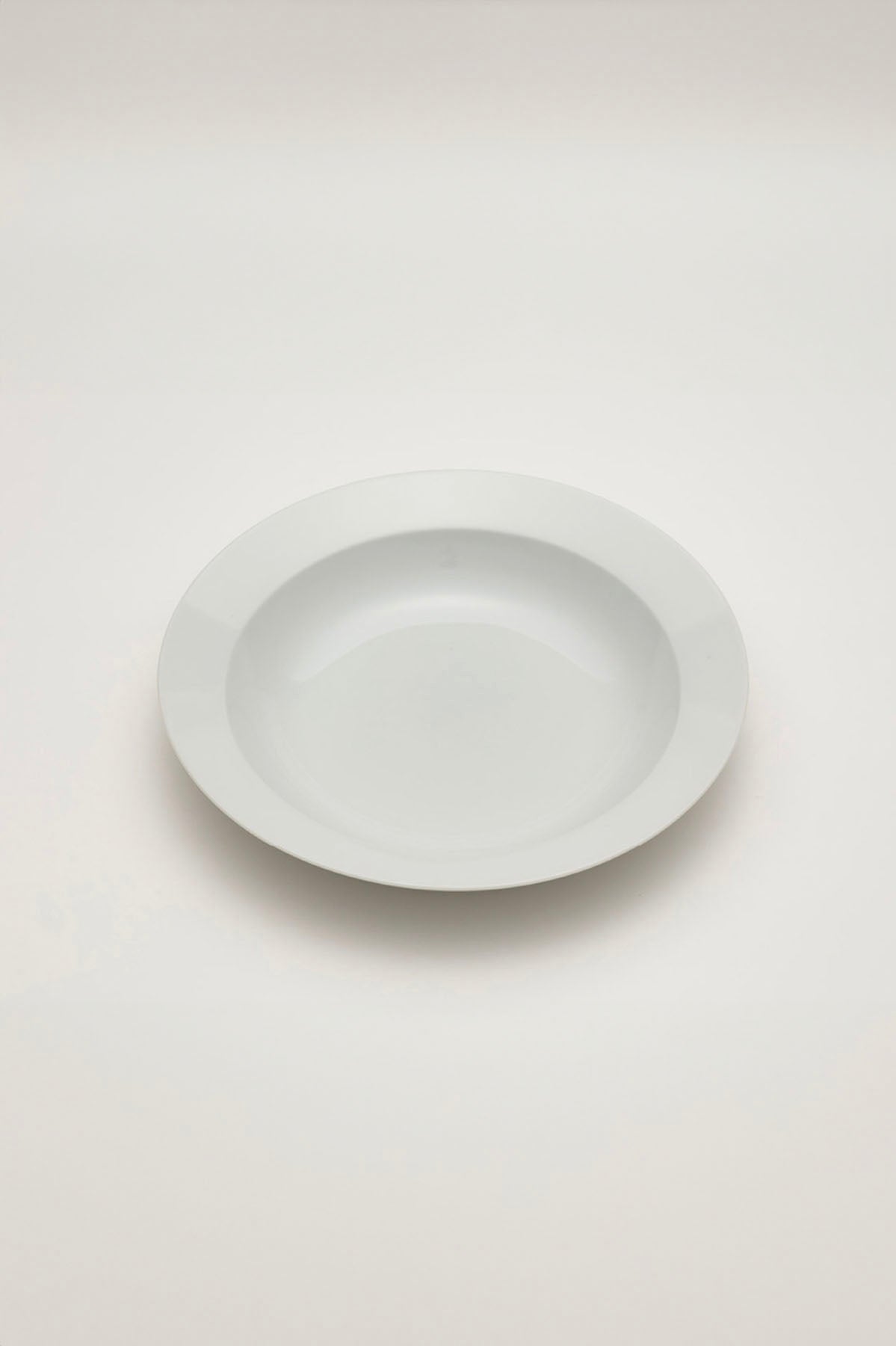 SD / 011 Deep Plate 250［white］ / 2016 /