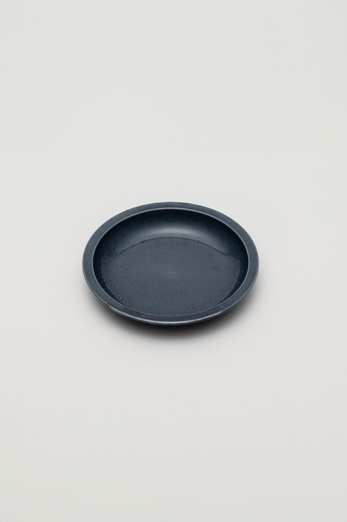 TY / 014 Plate 140［gray］ / 2016 /