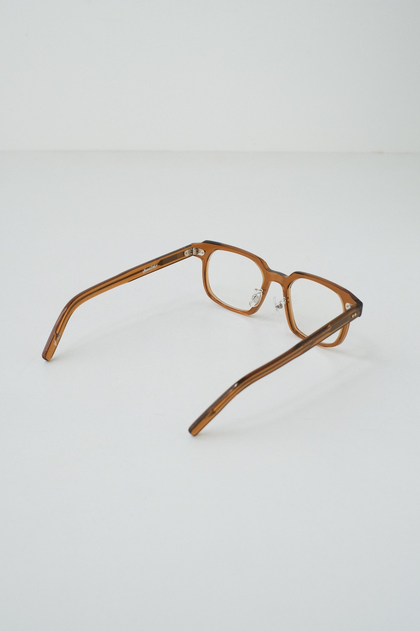 VECTOR 001 [Brown]